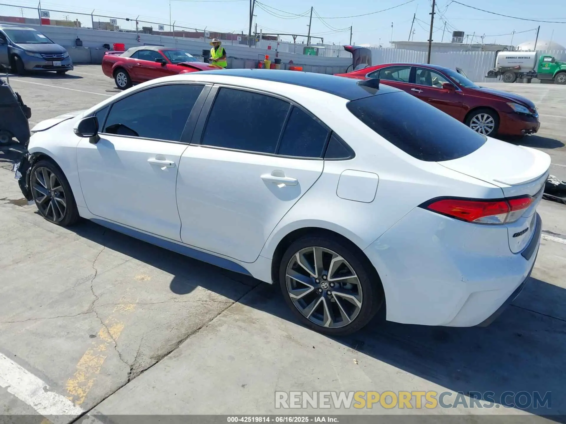 3 Photograph of a damaged car 5YFS4MCE6NP118188 TOYOTA COROLLA 2022