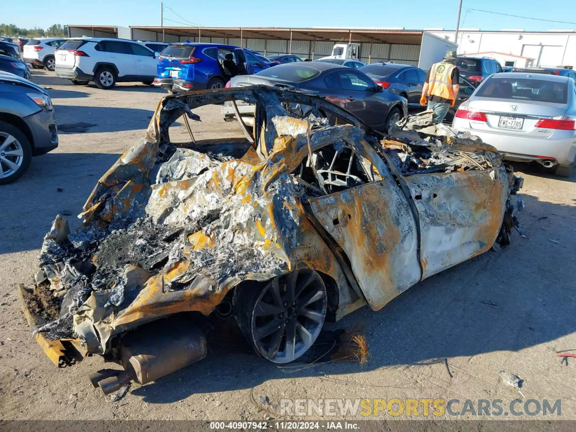 4 Photograph of a damaged car 5YFS4MCE6NP132625 TOYOTA COROLLA 2022