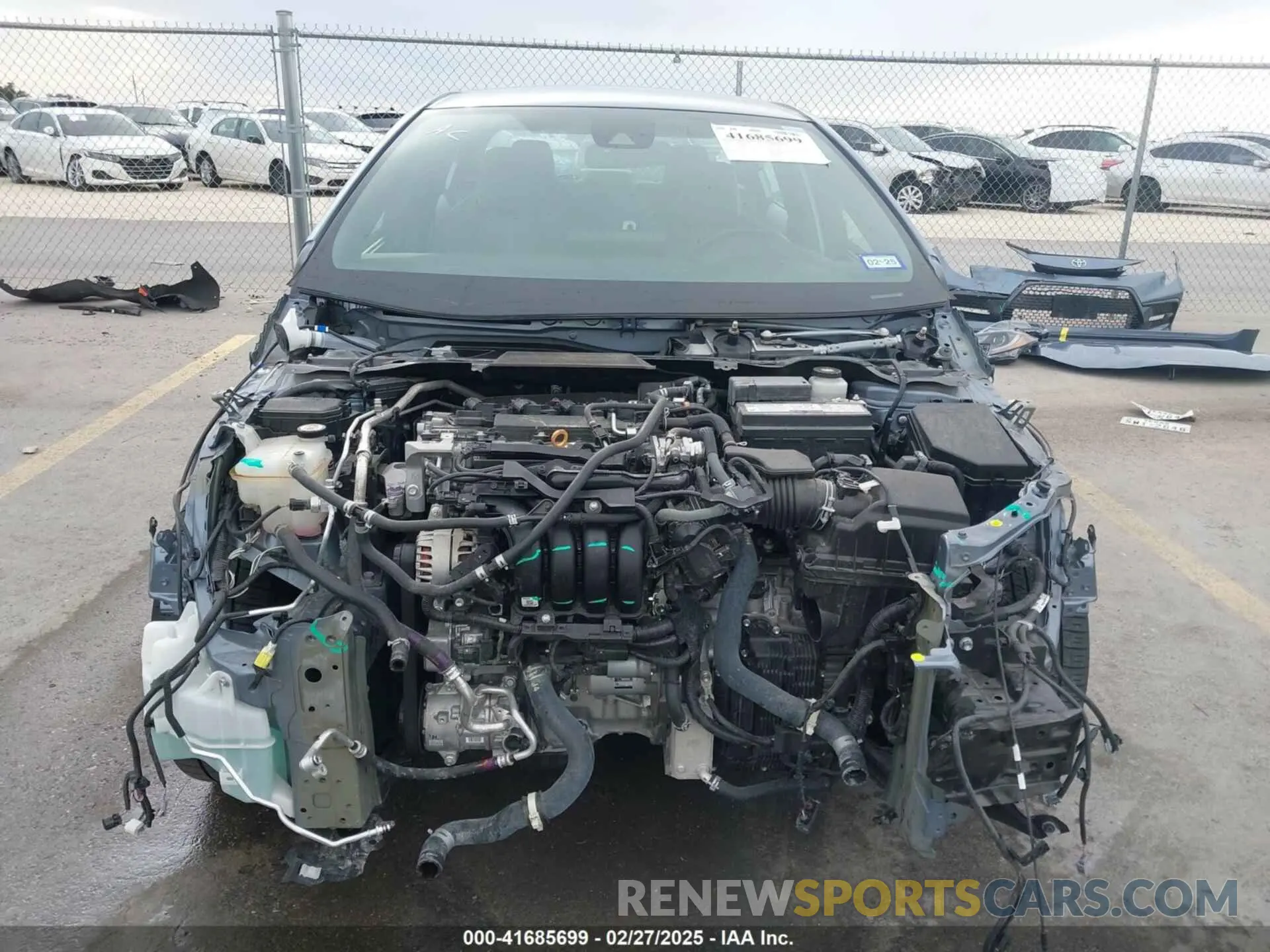 13 Photograph of a damaged car 5YFS4MCE6NP132723 TOYOTA COROLLA 2022