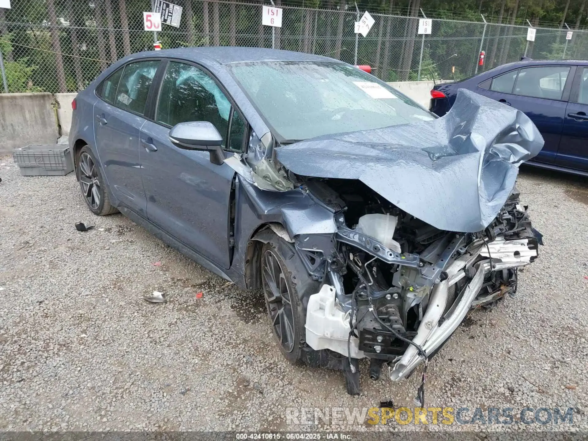 1 Photograph of a damaged car 5YFS4MCE6NP138909 TOYOTA COROLLA 2022