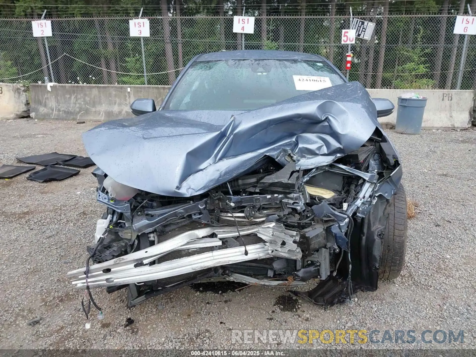 6 Photograph of a damaged car 5YFS4MCE6NP138909 TOYOTA COROLLA 2022