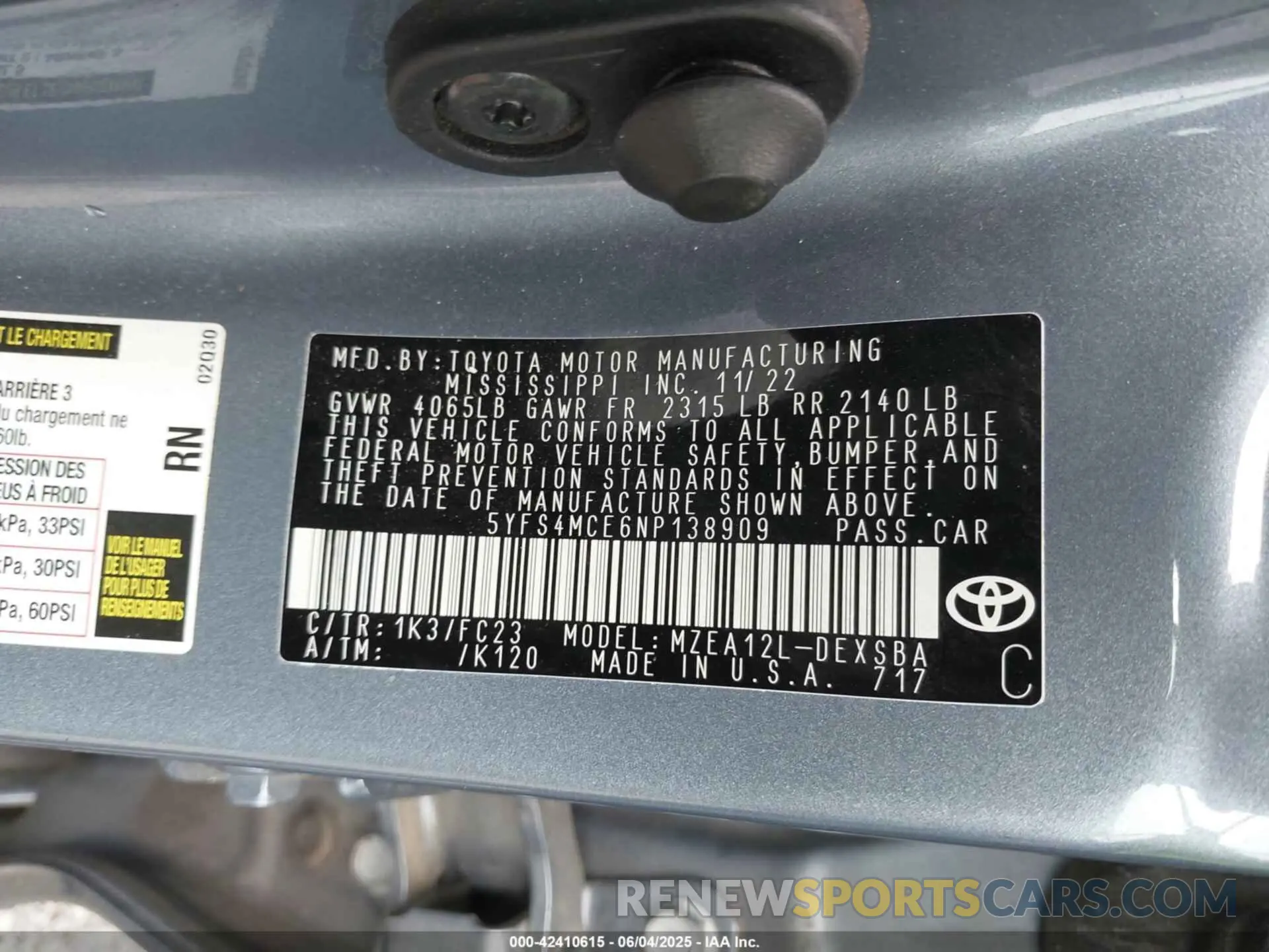 9 Photograph of a damaged car 5YFS4MCE6NP138909 TOYOTA COROLLA 2022