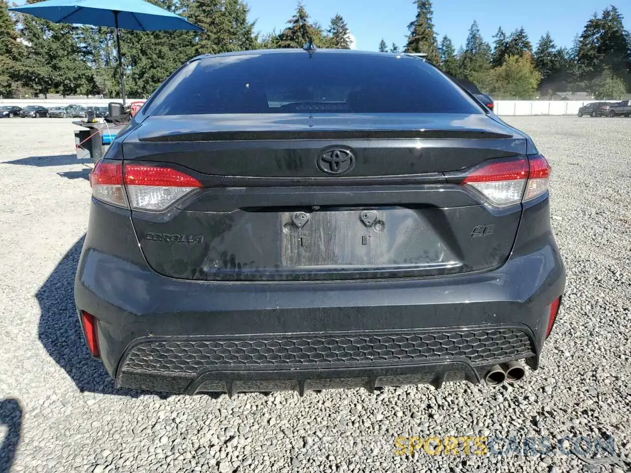 6 Photograph of a damaged car 5YFS4MCE7NP122718 TOYOTA COROLLA 2022