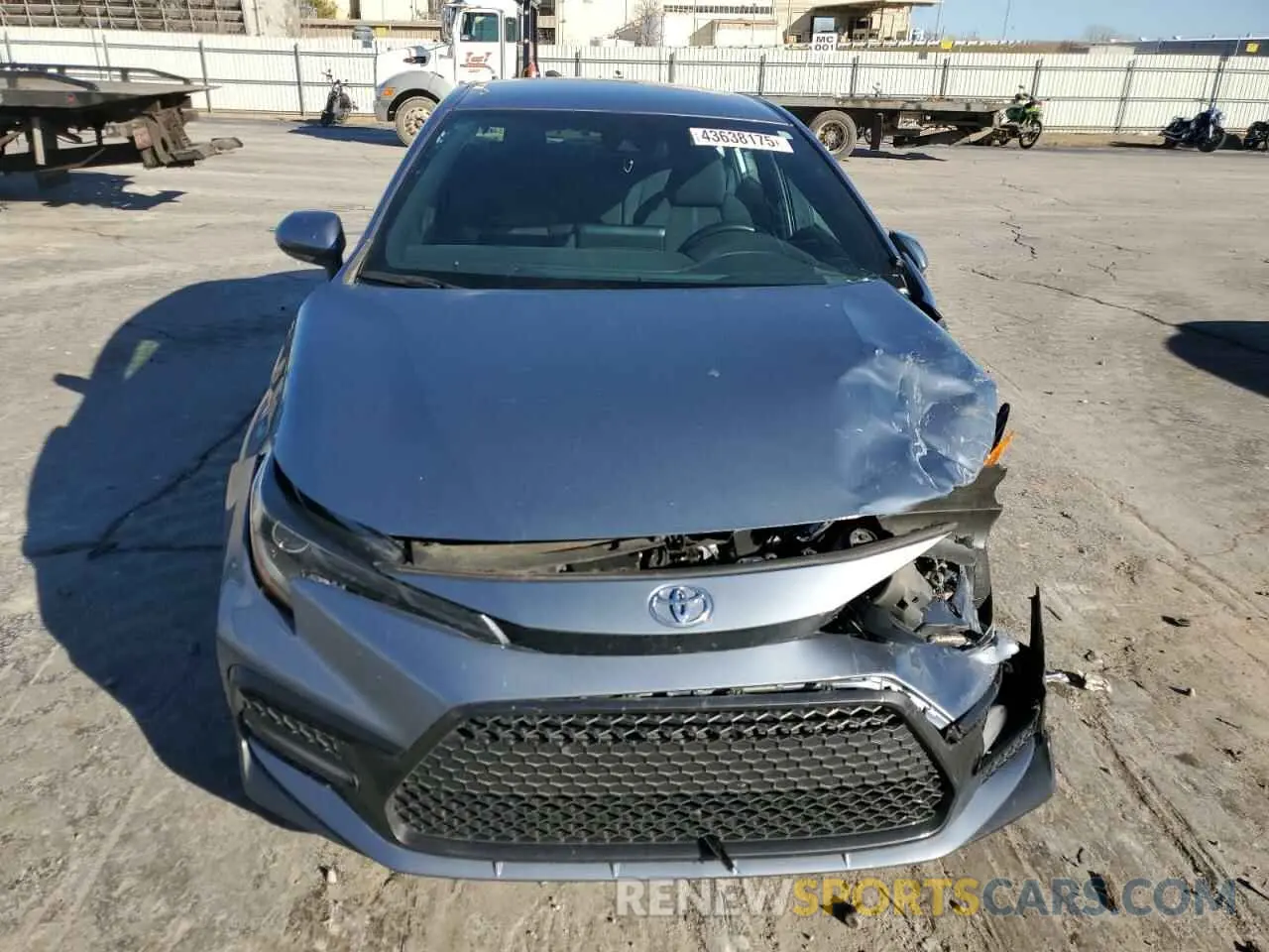 5 Photograph of a damaged car 5YFS4MCE8NP104356 TOYOTA COROLLA 2022