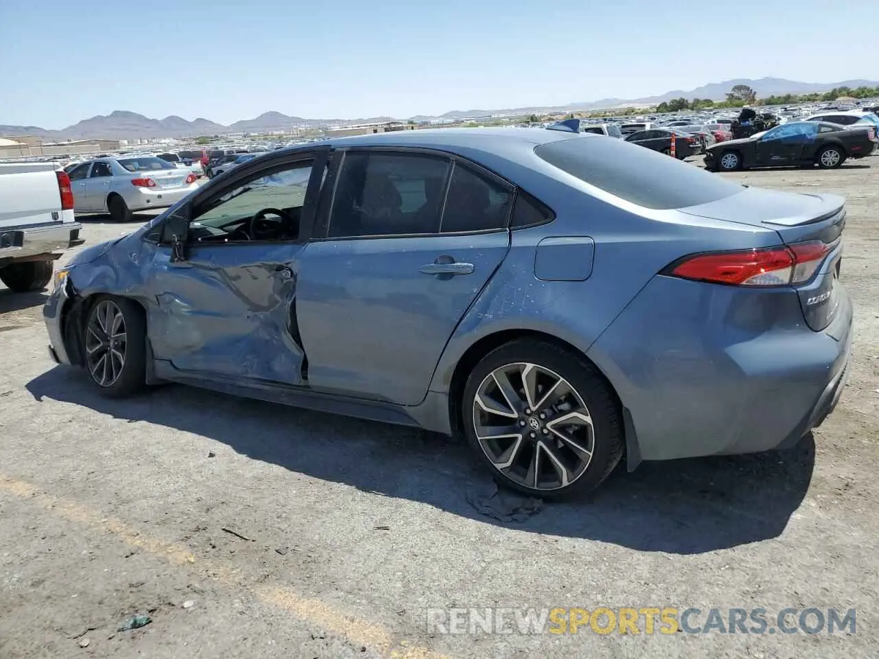 2 Photograph of a damaged car 5YFS4MCE8NP111369 TOYOTA COROLLA 2022