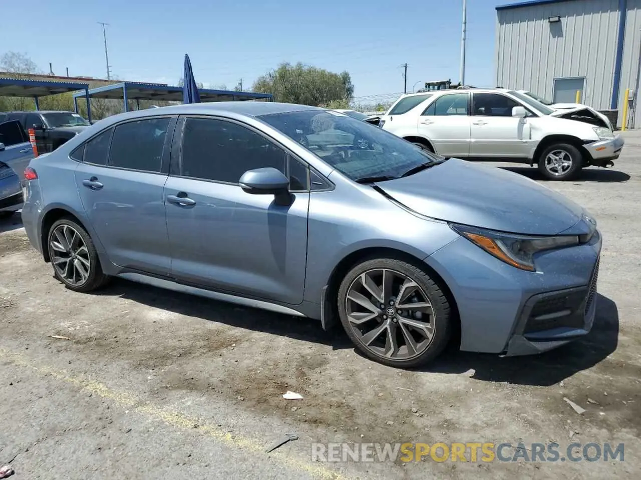 4 Photograph of a damaged car 5YFS4MCE8NP111369 TOYOTA COROLLA 2022