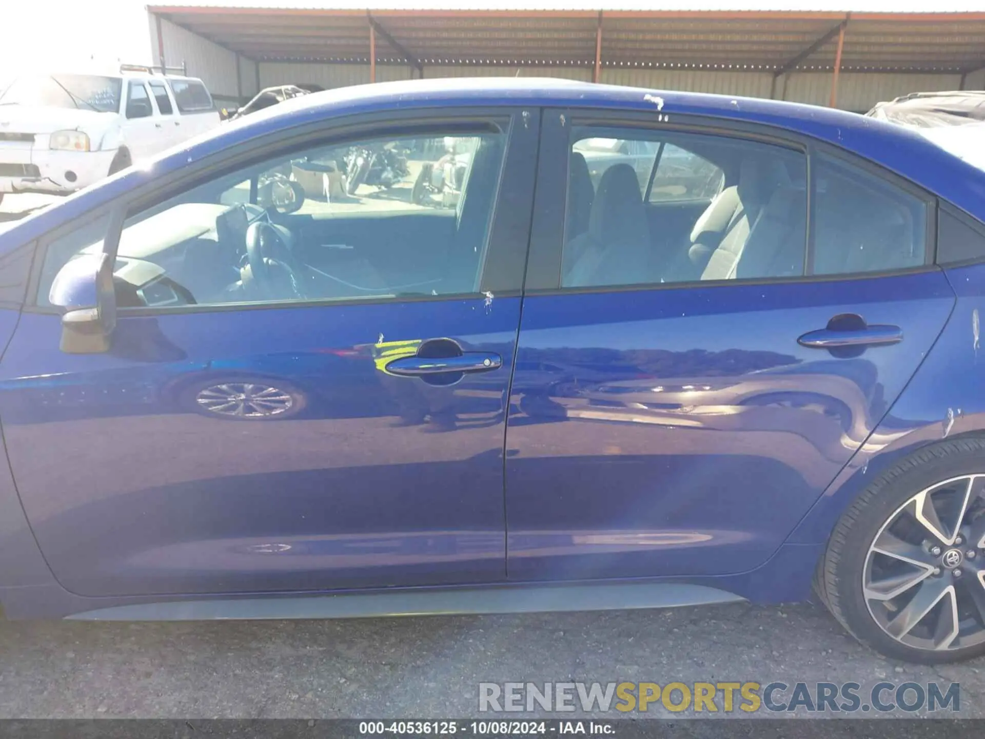 14 Photograph of a damaged car 5YFS4MCE9NP115432 TOYOTA COROLLA 2022