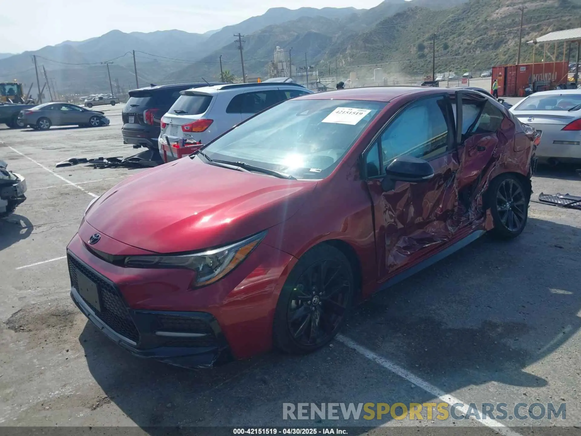 2 Photograph of a damaged car 5YFS4MCE9NP116015 TOYOTA COROLLA 2022