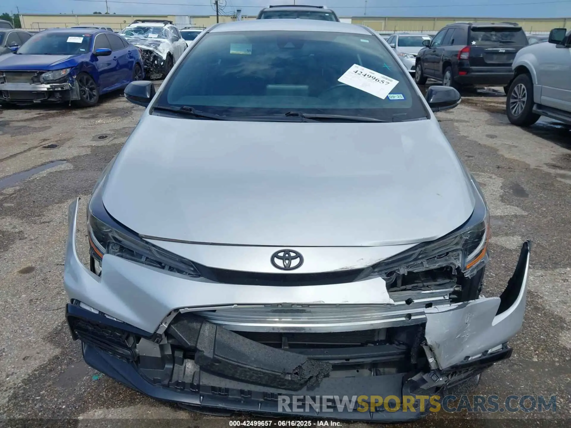 12 Photograph of a damaged car 5YFS4MCE9NP117701 TOYOTA COROLLA 2022