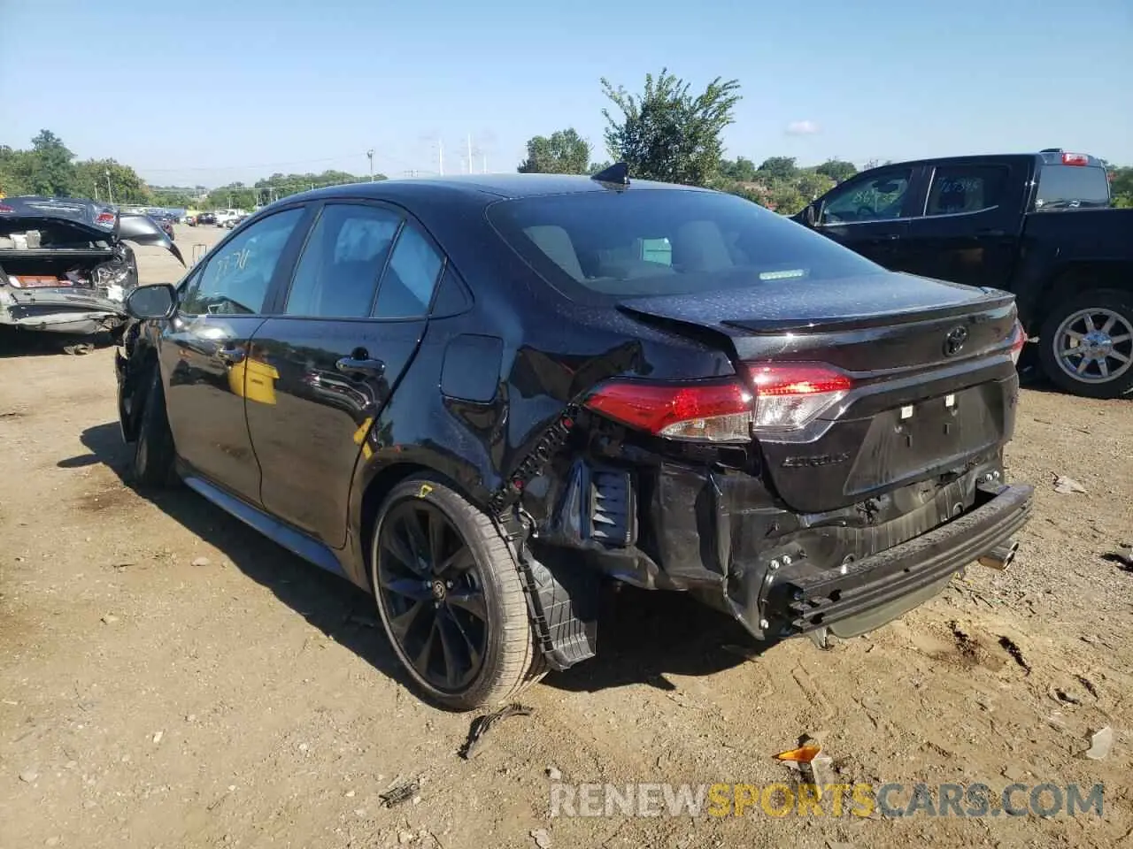 3 Photograph of a damaged car 5YFS4MCE9NP120341 TOYOTA COROLLA 2022
