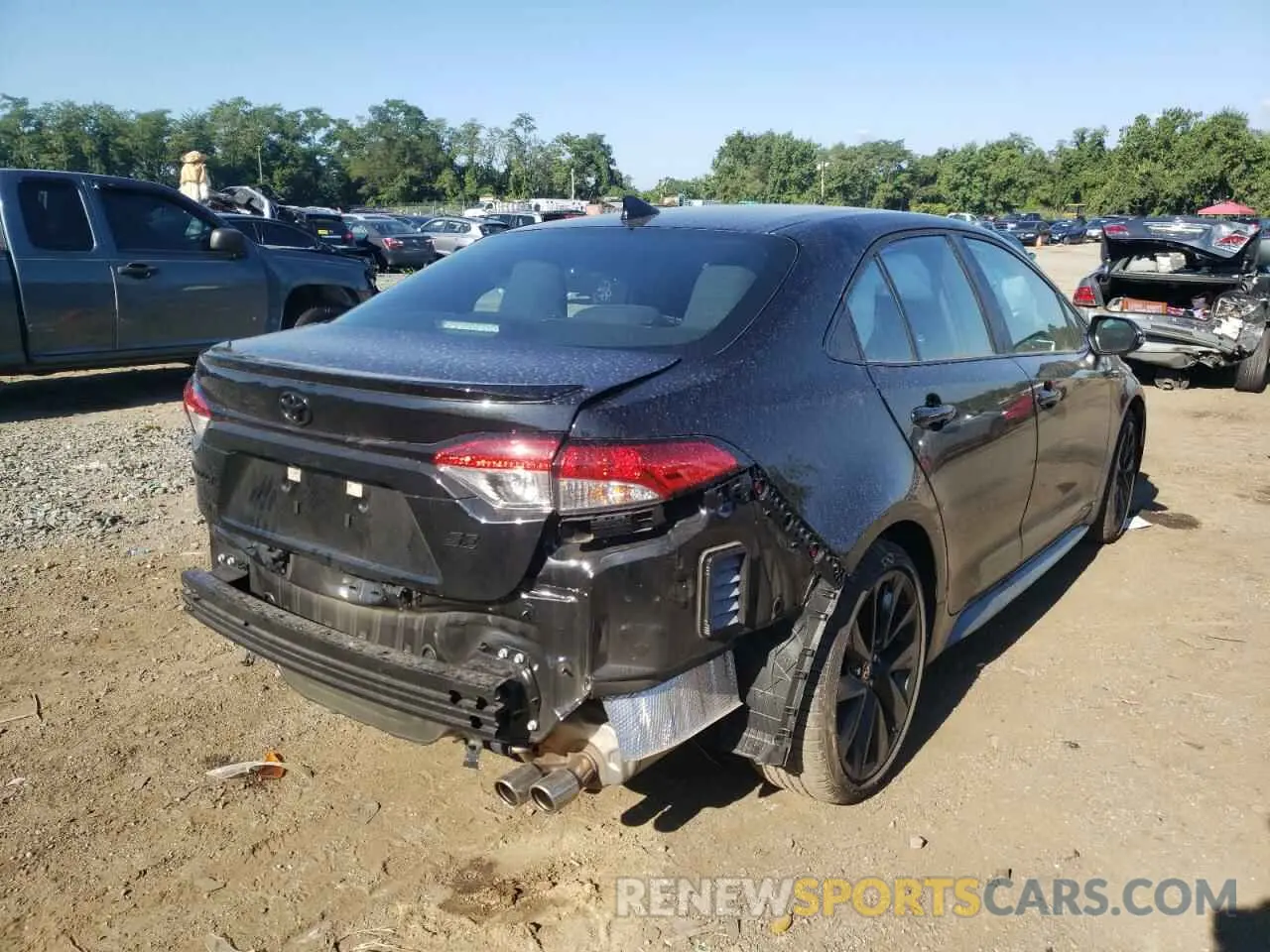 4 Photograph of a damaged car 5YFS4MCE9NP120341 TOYOTA COROLLA 2022