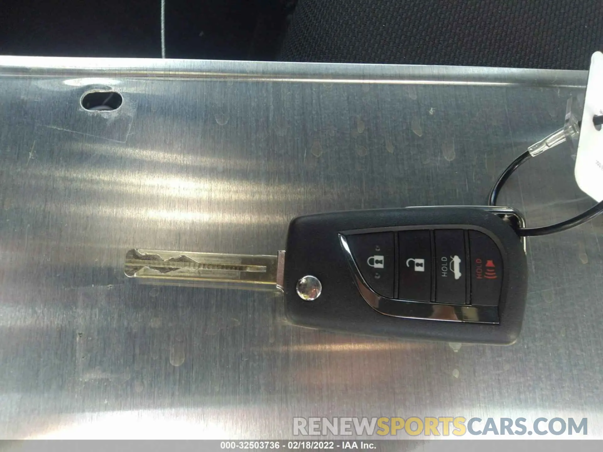 11 Photograph of a damaged car 5YFS4MCEXNP105413 TOYOTA COROLLA 2022