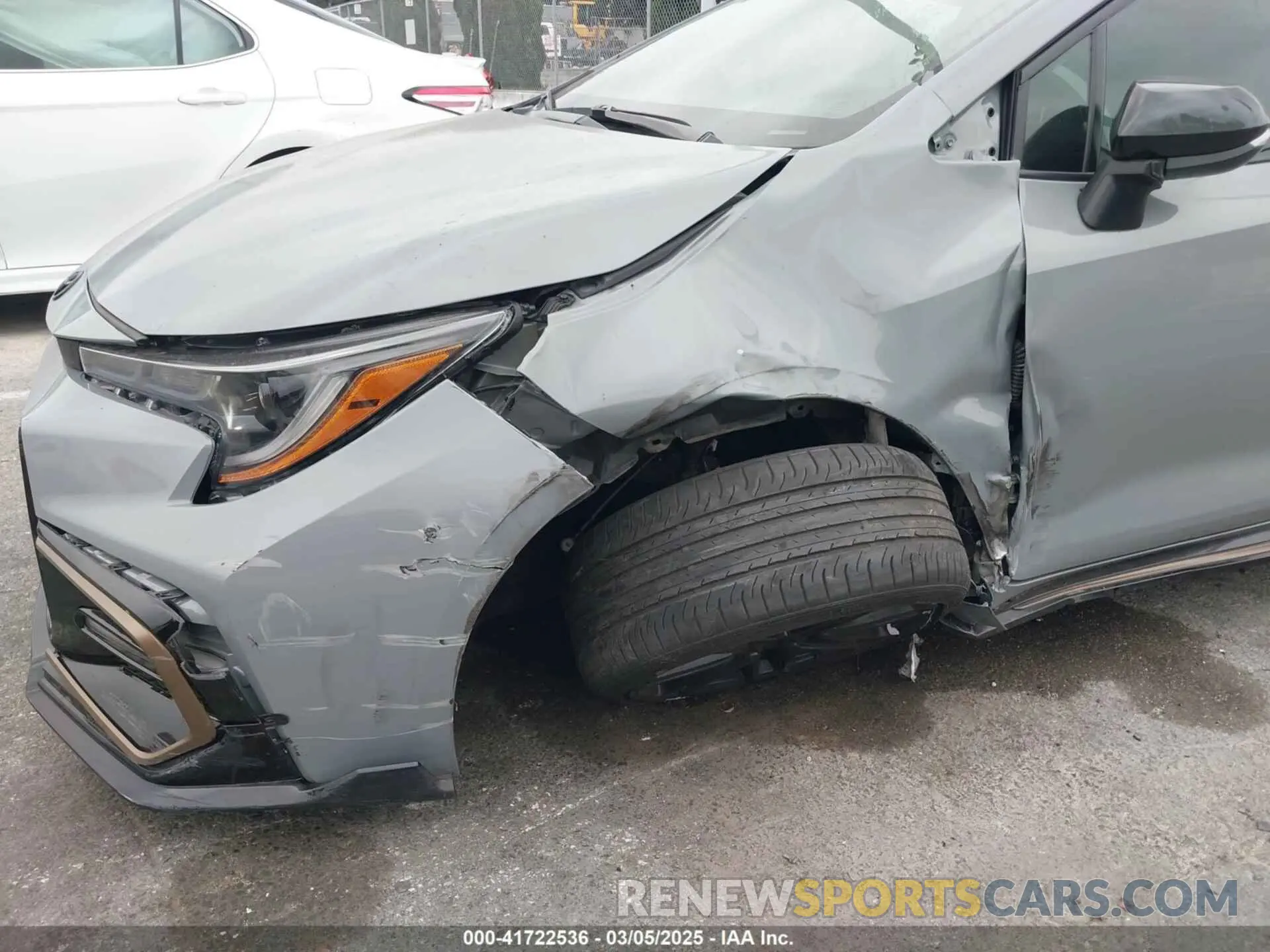 6 Photograph of a damaged car 5YFT4MCE1NP107992 TOYOTA COROLLA 2022