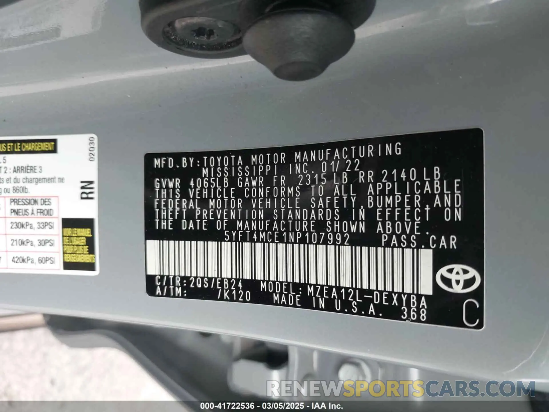 9 Photograph of a damaged car 5YFT4MCE1NP107992 TOYOTA COROLLA 2022