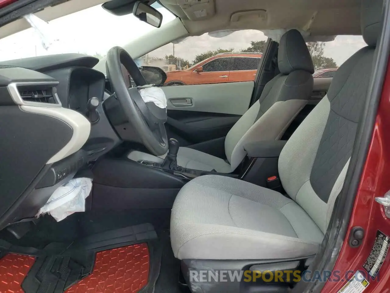 7 Photograph of a damaged car 5YFVPMAE2NP318959 TOYOTA COROLLA 2022