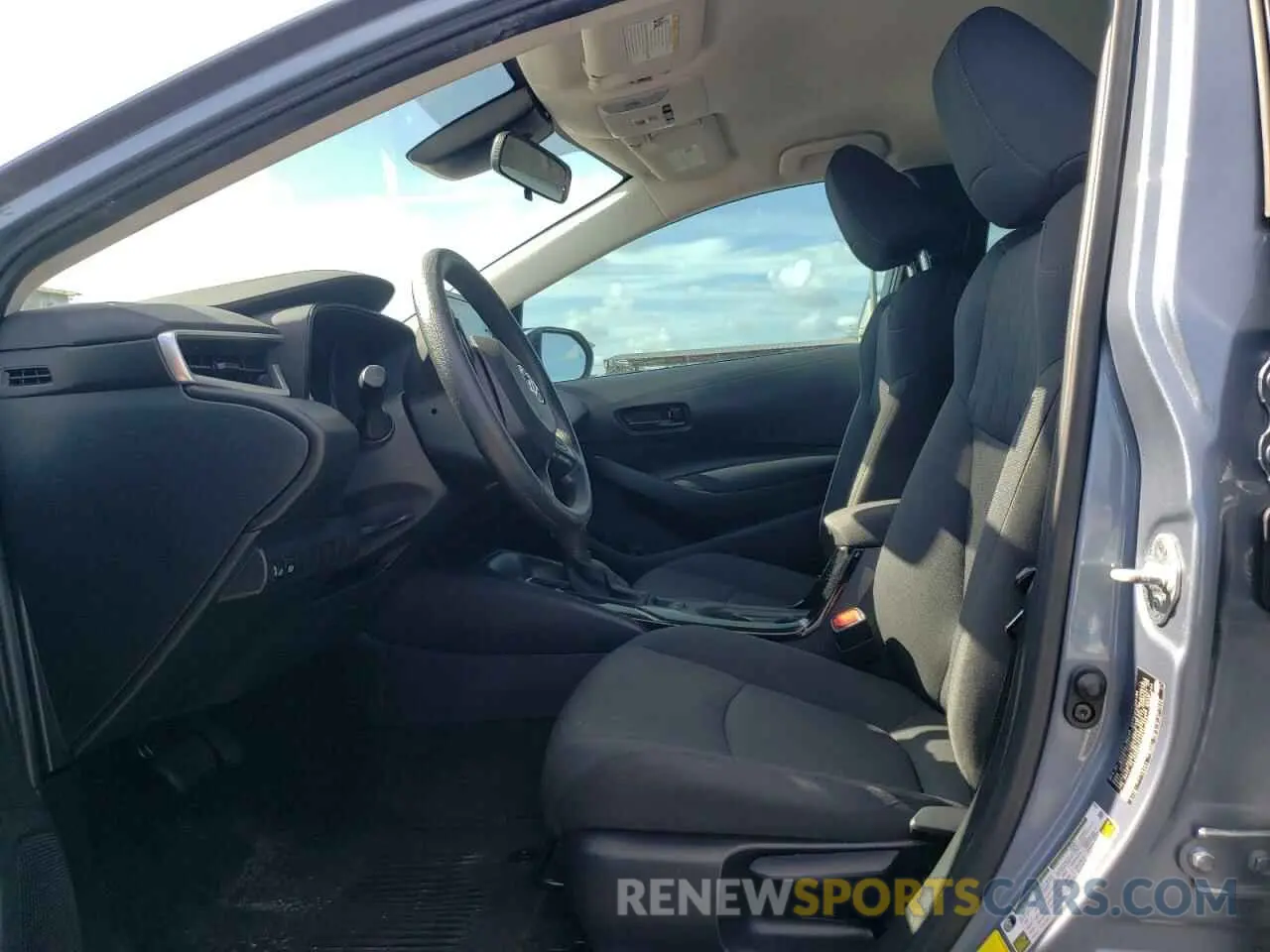 7 Photograph of a damaged car 5YFVPMAEXNP305862 TOYOTA COROLLA 2022