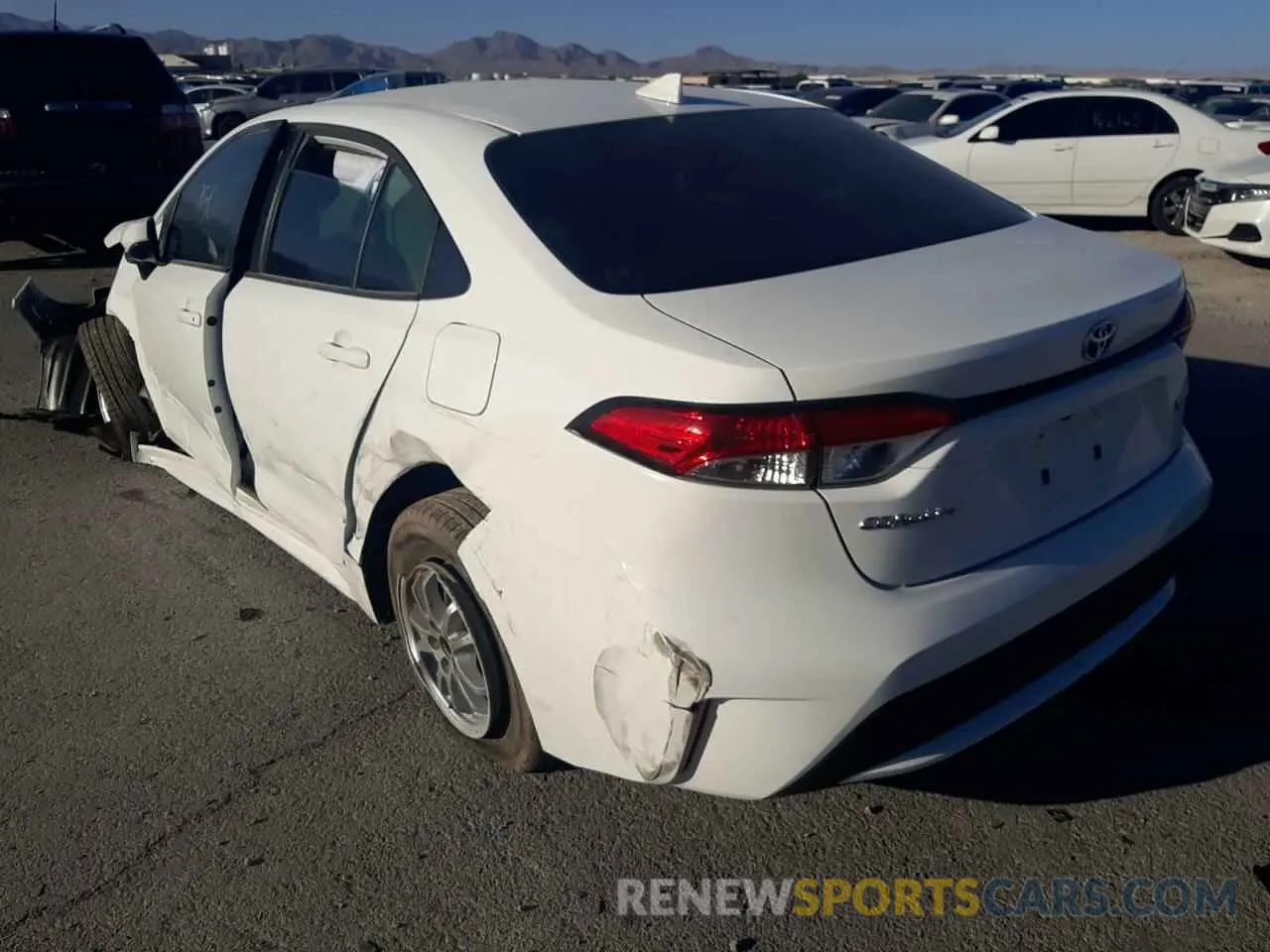 3 Photograph of a damaged car JTDEAMDE1N3007240 TOYOTA COROLLA 2022