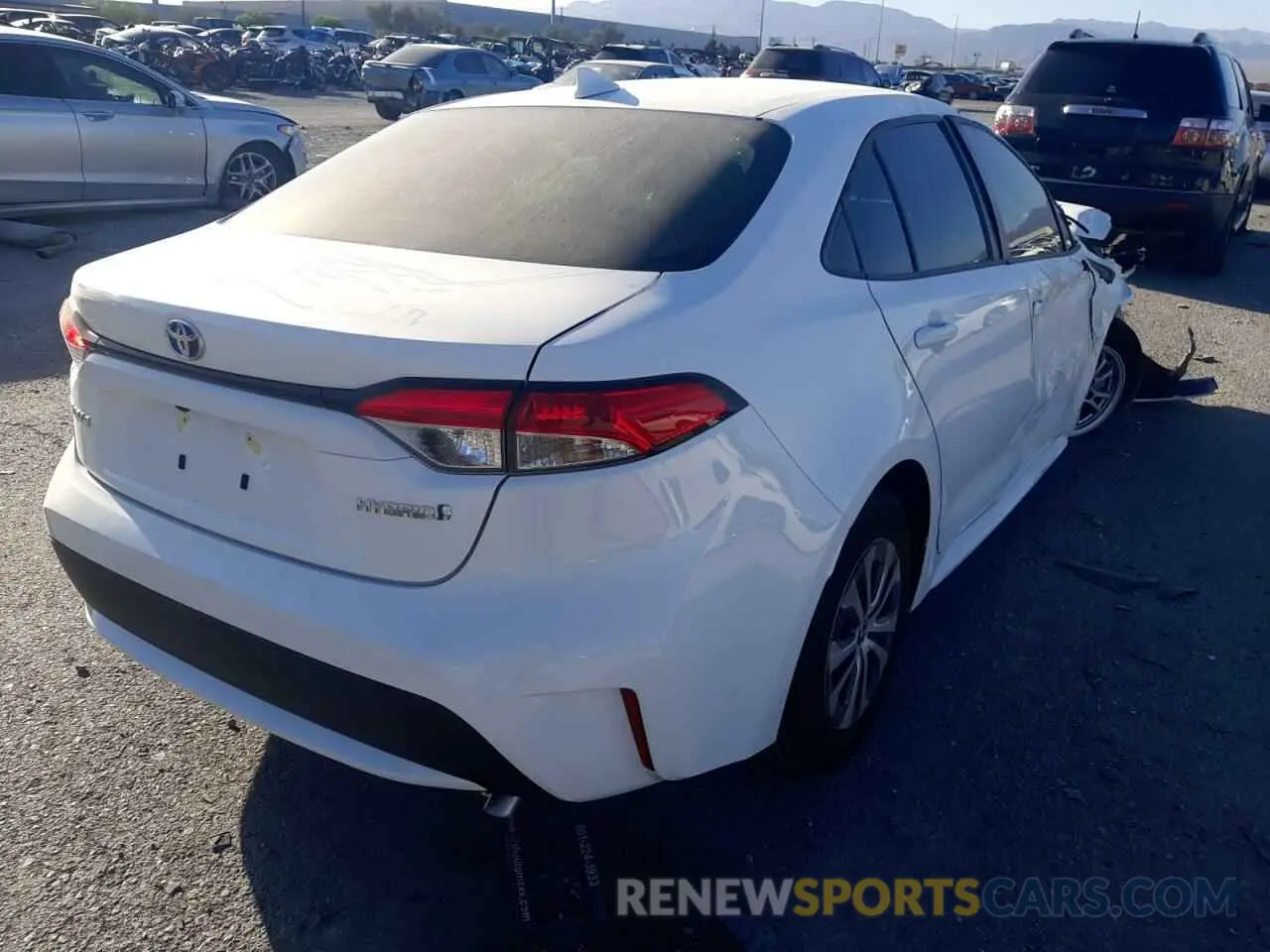 4 Photograph of a damaged car JTDEAMDE1N3007240 TOYOTA COROLLA 2022