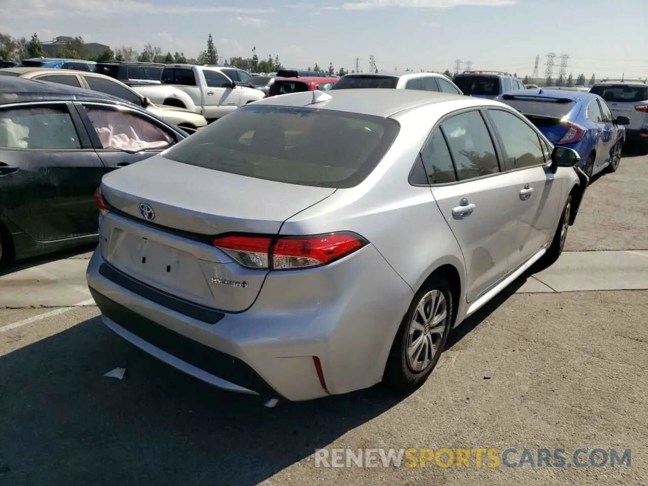 4 Photograph of a damaged car JTDEAMDE1N3014060 TOYOTA COROLLA 2022
