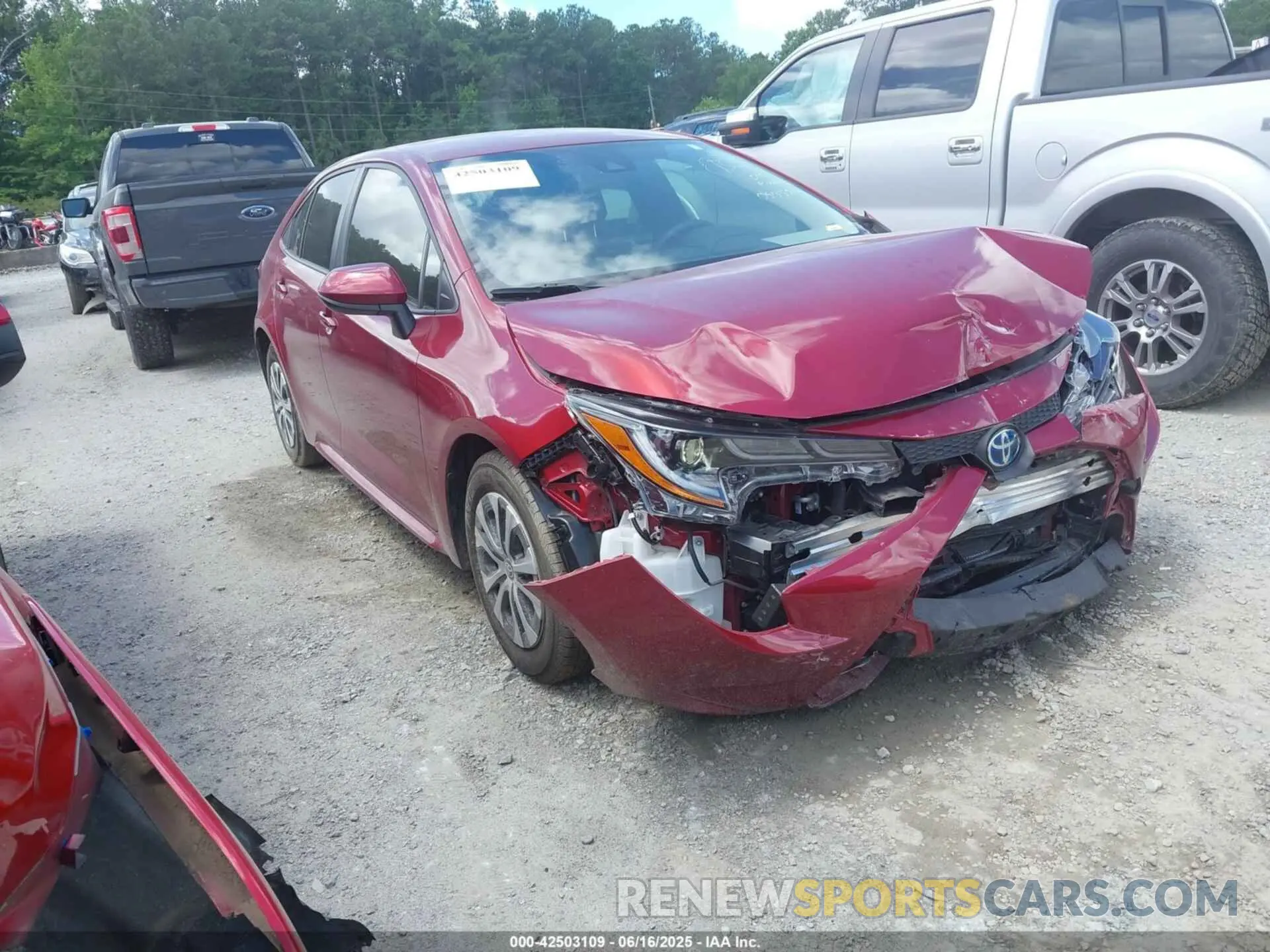1 Photograph of a damaged car JTDEAMDE1NJ054585 TOYOTA COROLLA 2022
