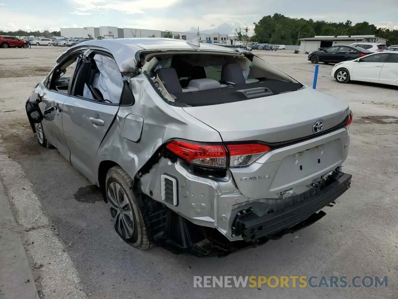 3 Photograph of a damaged car JTDEAMDE1NJ057065 TOYOTA COROLLA 2022