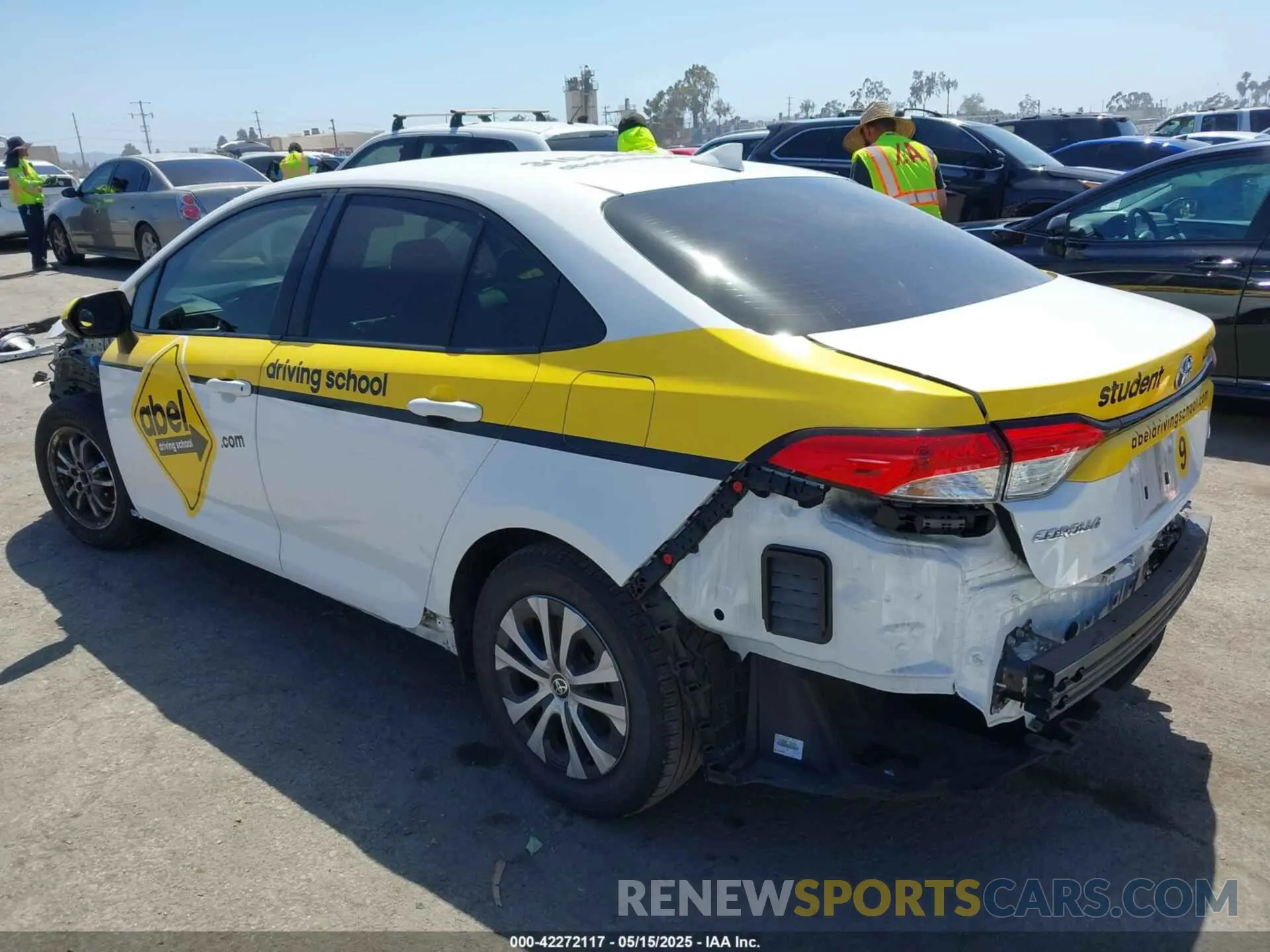 3 Фотография поврежденного автомобиля JTDEAMDE2NJ036337 TOYOTA COROLLA 2022