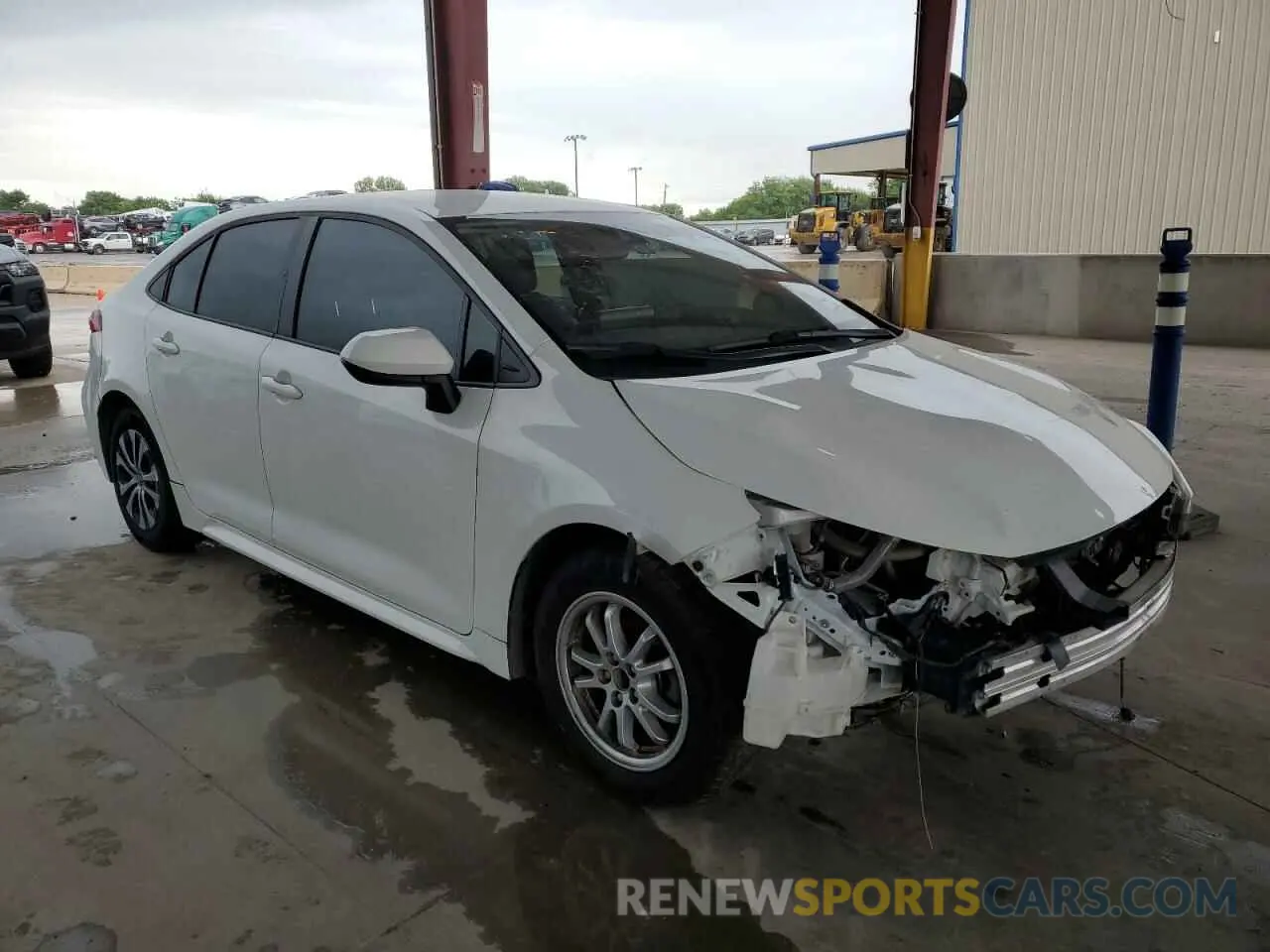 4 Photograph of a damaged car JTDEAMDE3N3002900 TOYOTA COROLLA 2022