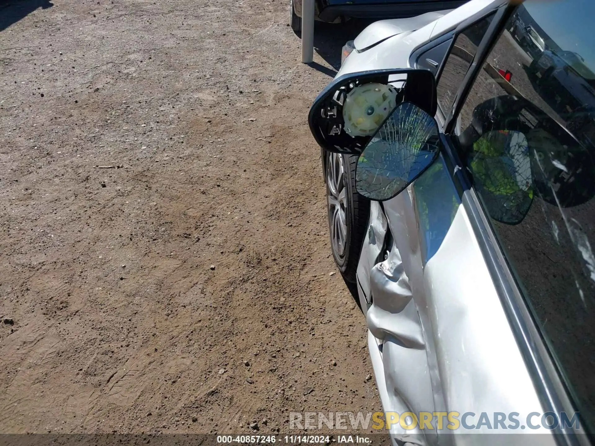17 Photograph of a damaged car JTDEAMDE3NJ039151 TOYOTA COROLLA 2022