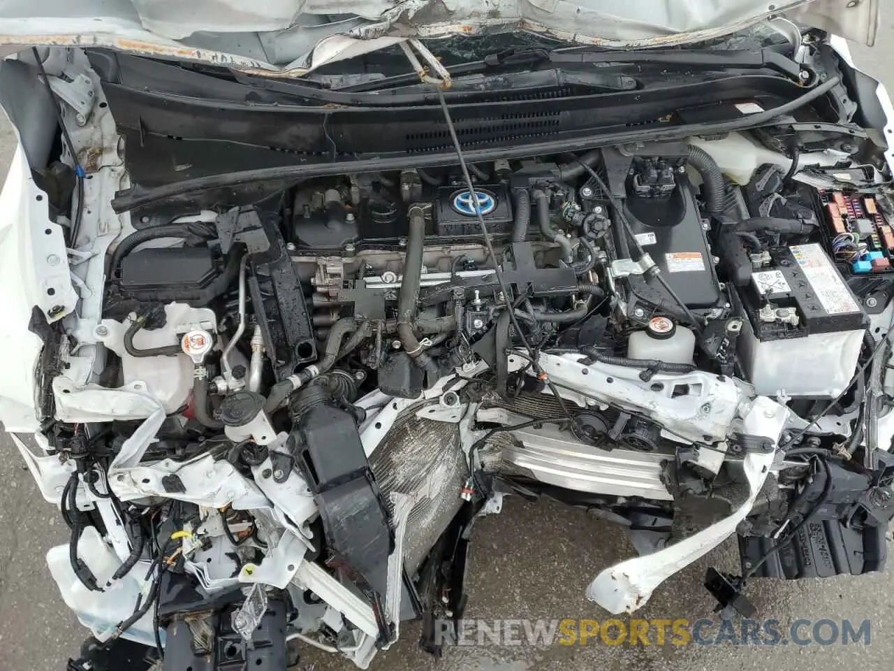 11 Photograph of a damaged car JTDEAMDE5N3003904 TOYOTA COROLLA 2022