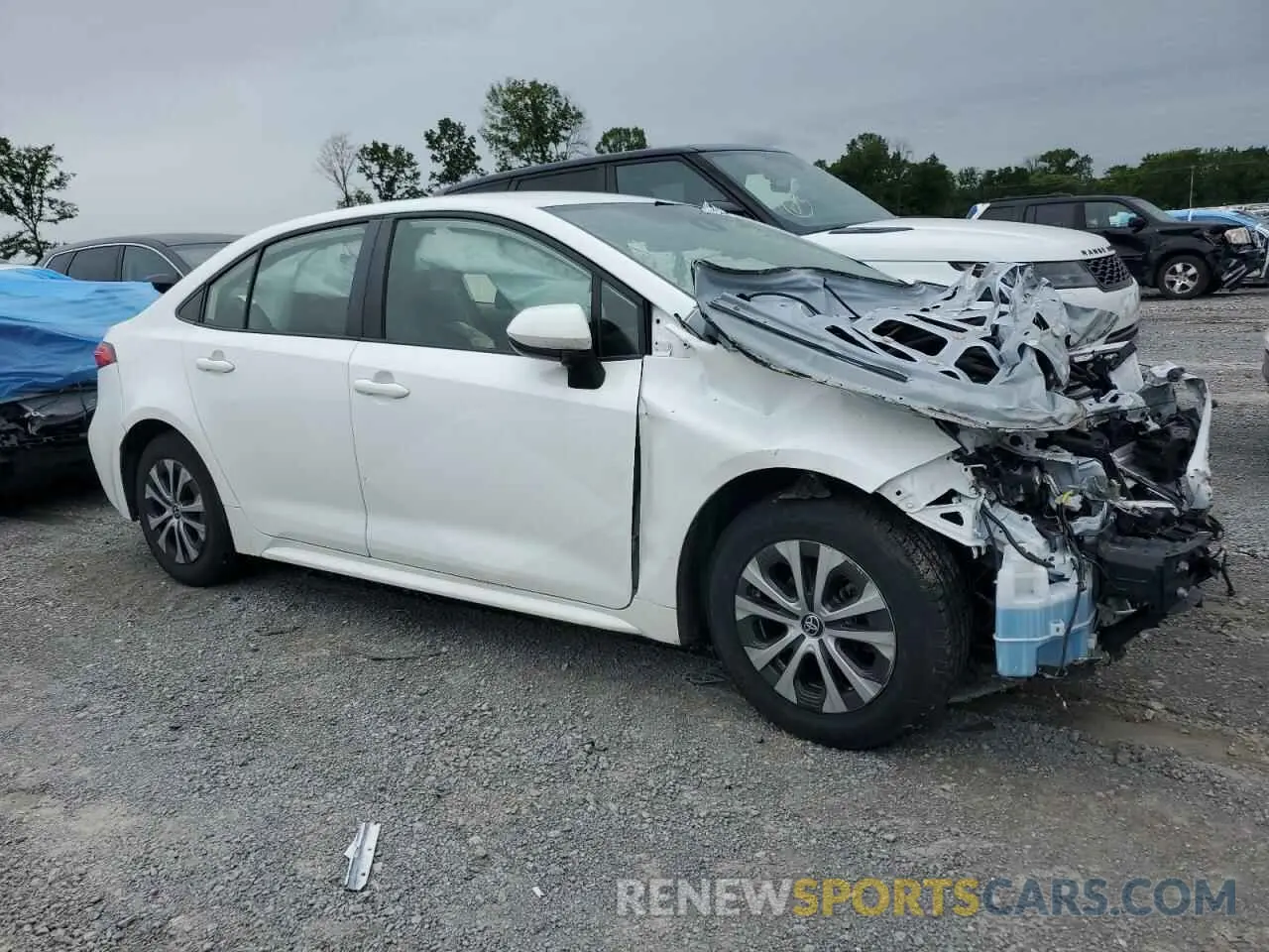 4 Photograph of a damaged car JTDEAMDE5N3003904 TOYOTA COROLLA 2022