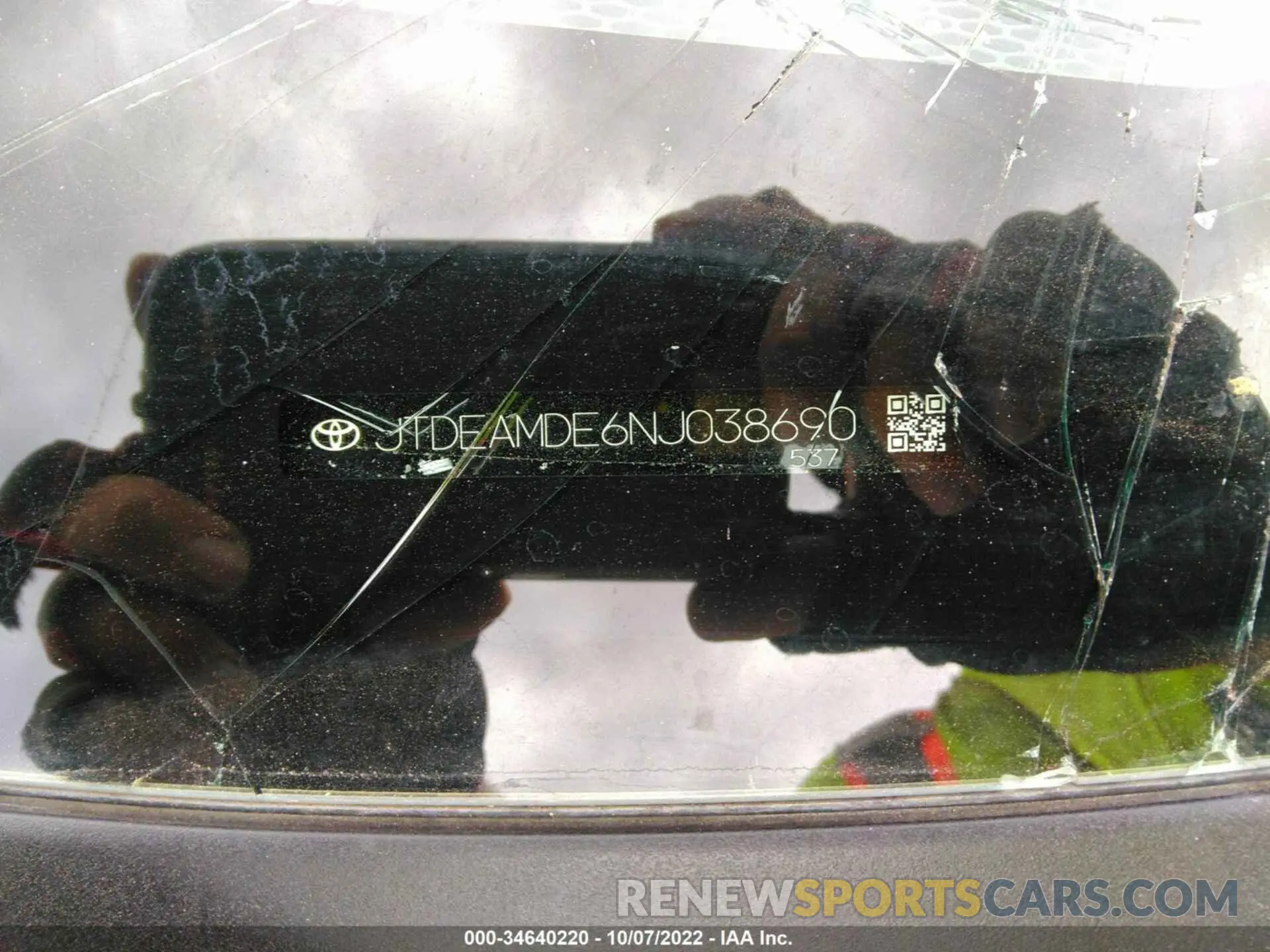 9 Photograph of a damaged car JTDEAMDE6NJ038690 TOYOTA COROLLA 2022
