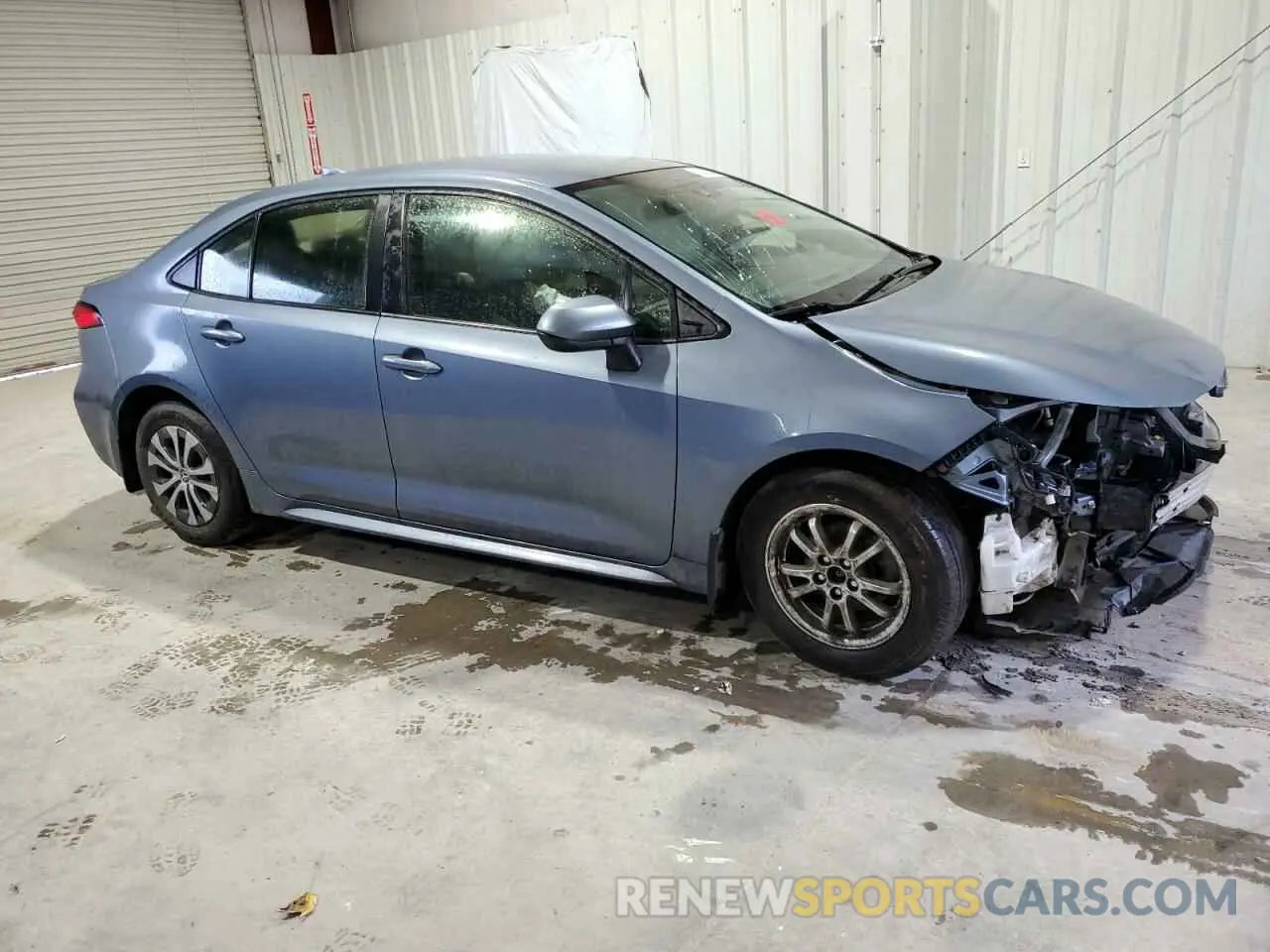 4 Photograph of a damaged car JTDEAMDE7N3005413 TOYOTA COROLLA 2022