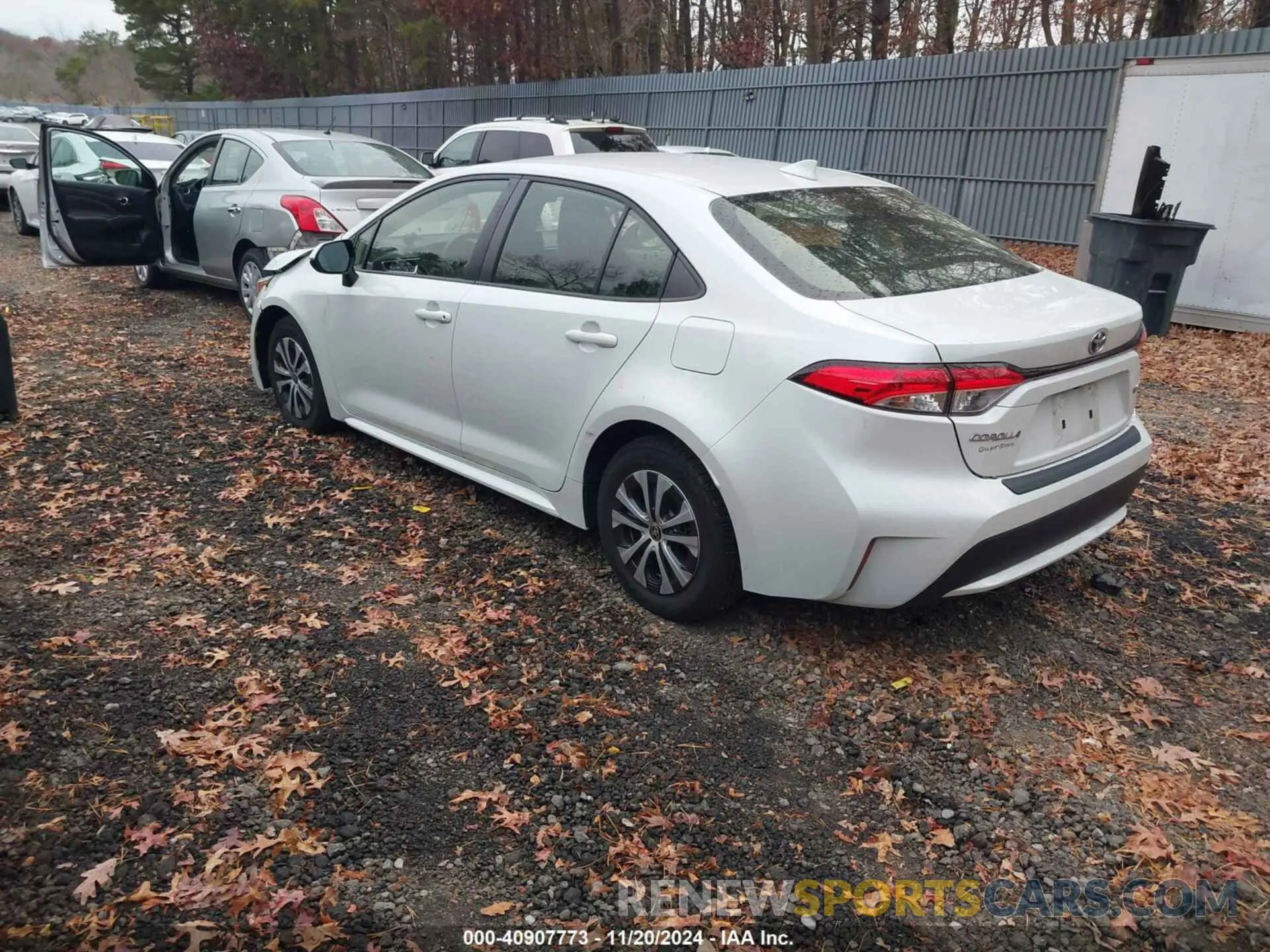 3 Фотография поврежденного автомобиля JTDEAMDE7N3006500 TOYOTA COROLLA 2022