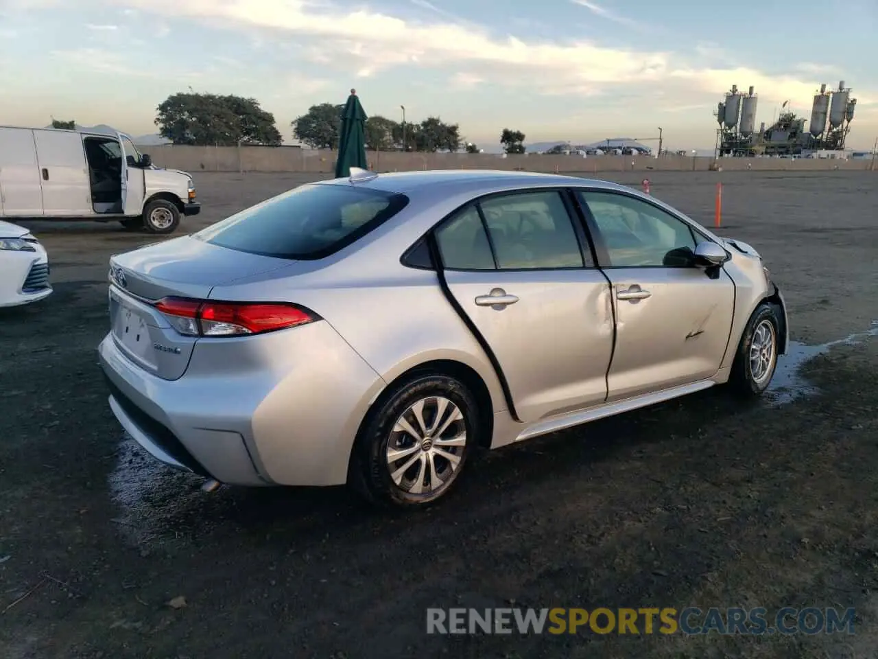 3 Photograph of a damaged car JTDEAMDE7NJ048564 TOYOTA COROLLA 2022