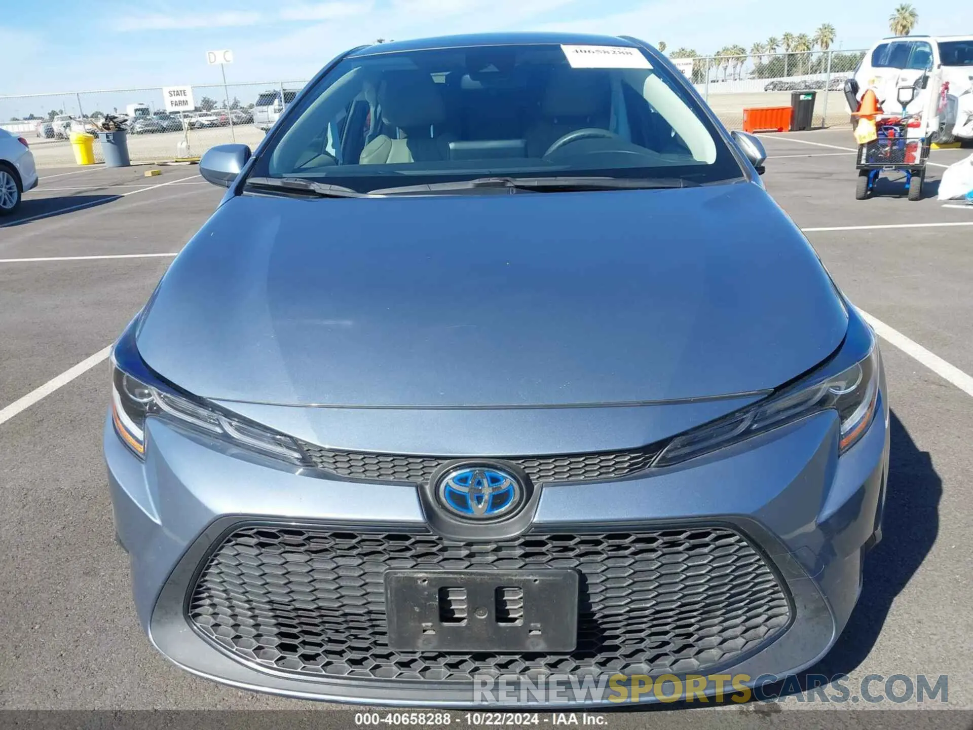 13 Photograph of a damaged car JTDEAMDE7NJ055093 TOYOTA COROLLA 2022
