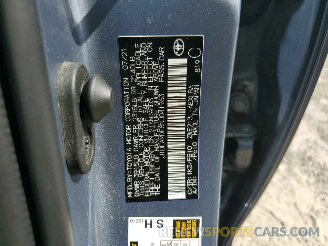 12 Photograph of a damaged car JTDEAMDE8NJ041963 TOYOTA COROLLA 2022