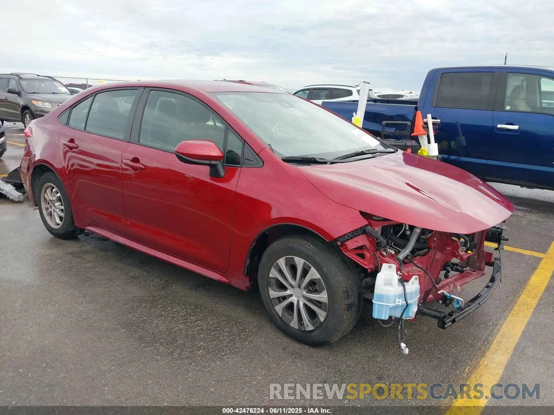 1 Photograph of a damaged car JTDEAMDE8NJ059444 TOYOTA COROLLA 2022