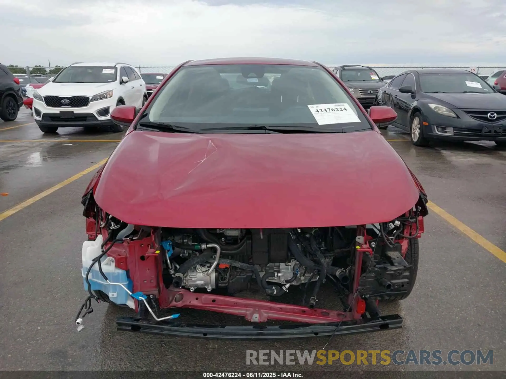 13 Photograph of a damaged car JTDEAMDE8NJ059444 TOYOTA COROLLA 2022
