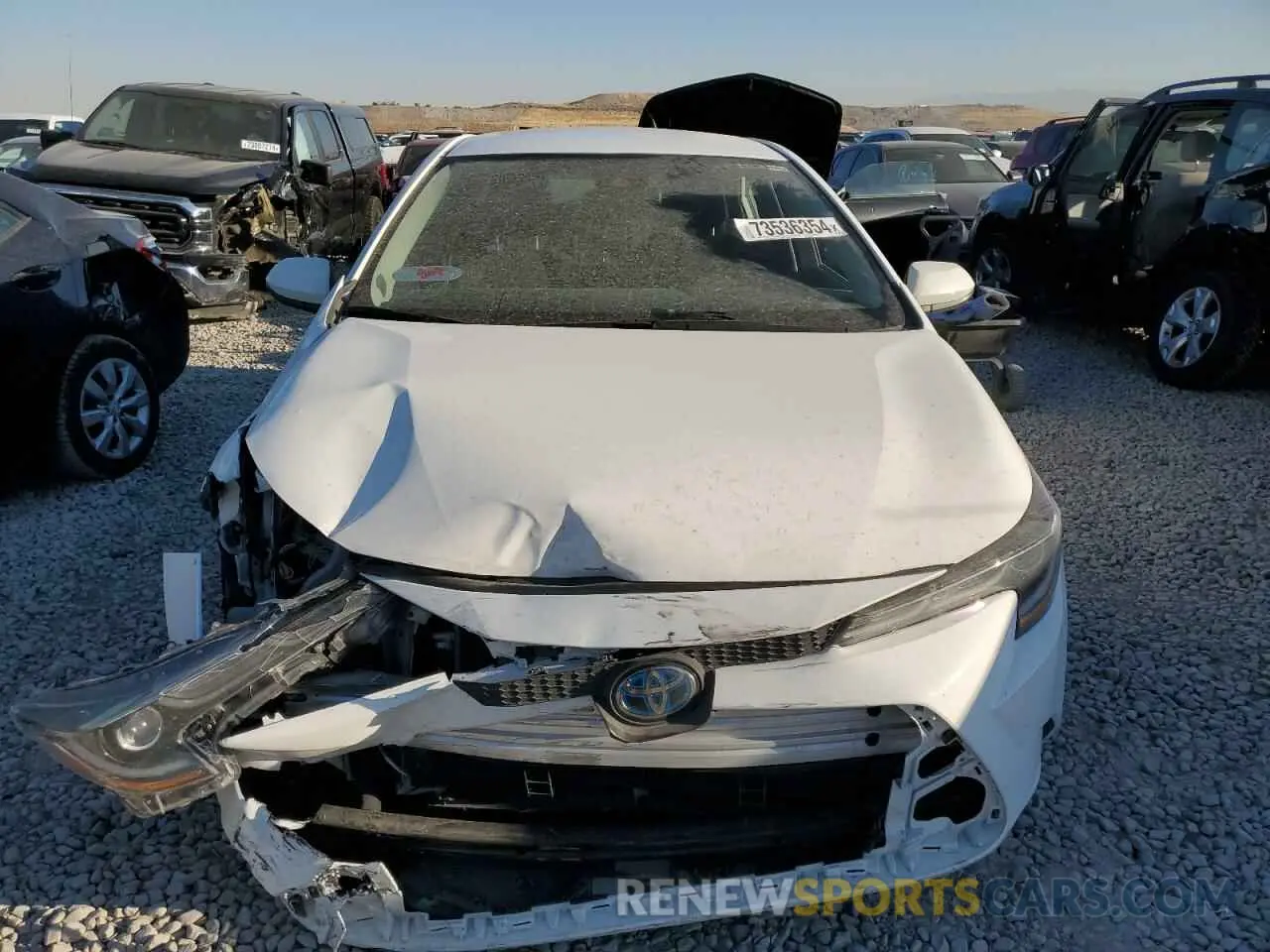 5 Фотография поврежденного автомобиля JTDEAMDE9NJ038988 TOYOTA COROLLA 2022