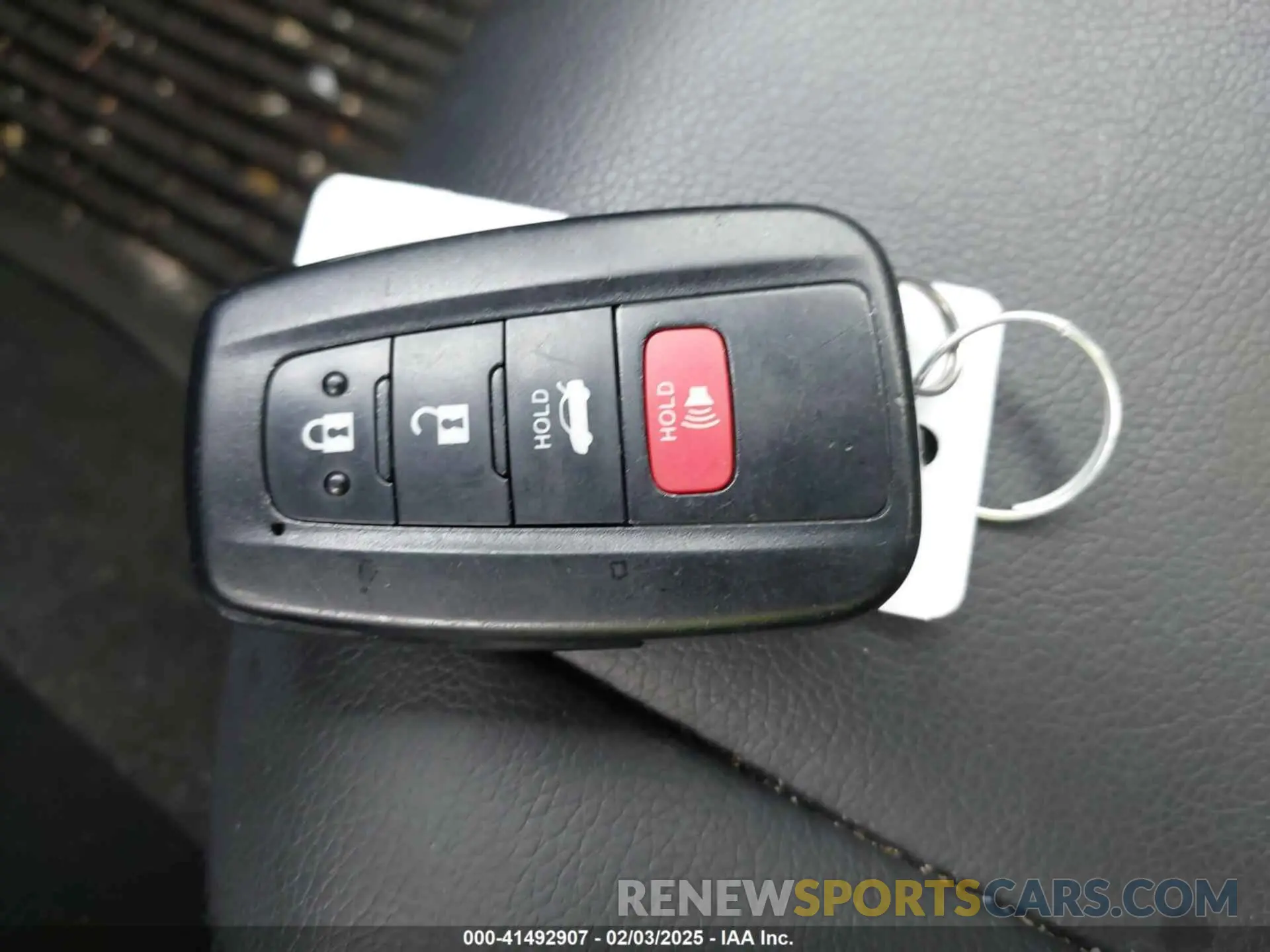11 Фотография поврежденного автомобиля JTDEAMDE9NJ042023 TOYOTA COROLLA 2022