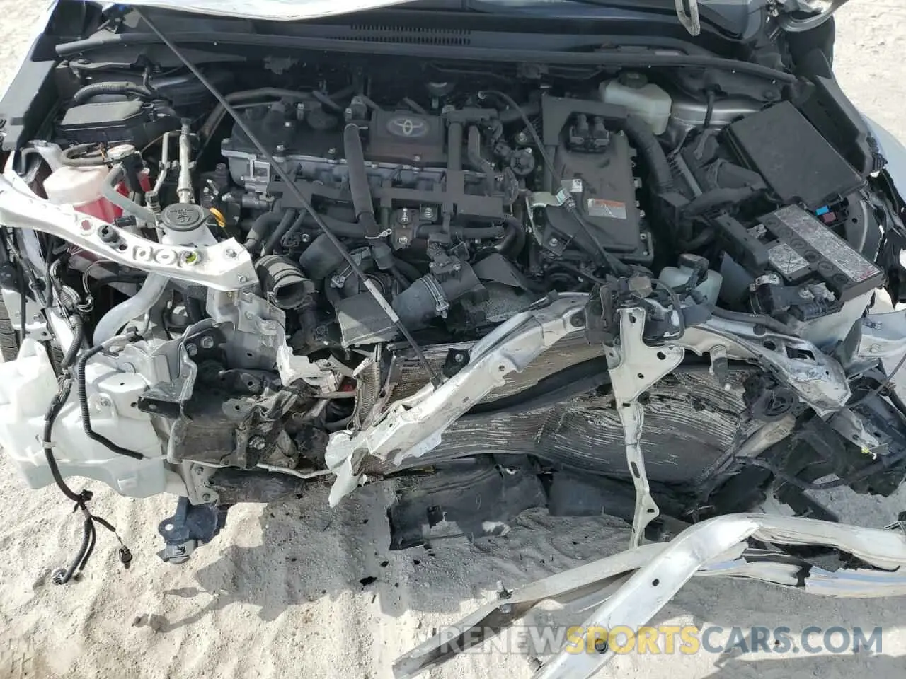 11 Photograph of a damaged car JTDEAMDE9NJ054172 TOYOTA COROLLA 2022