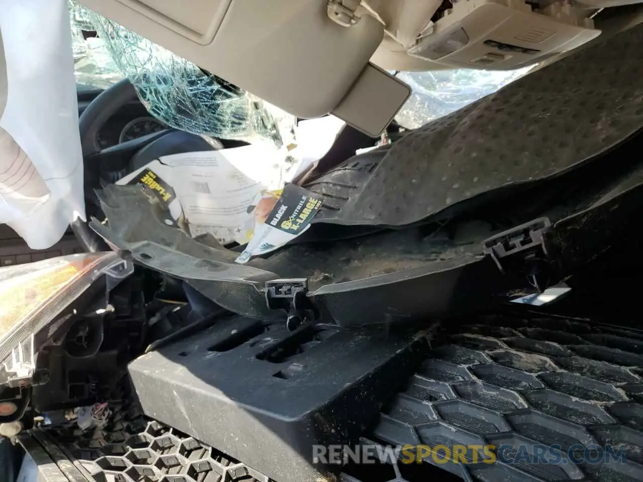 8 Photograph of a damaged car JTDEPMAE0N3002811 TOYOTA COROLLA 2022