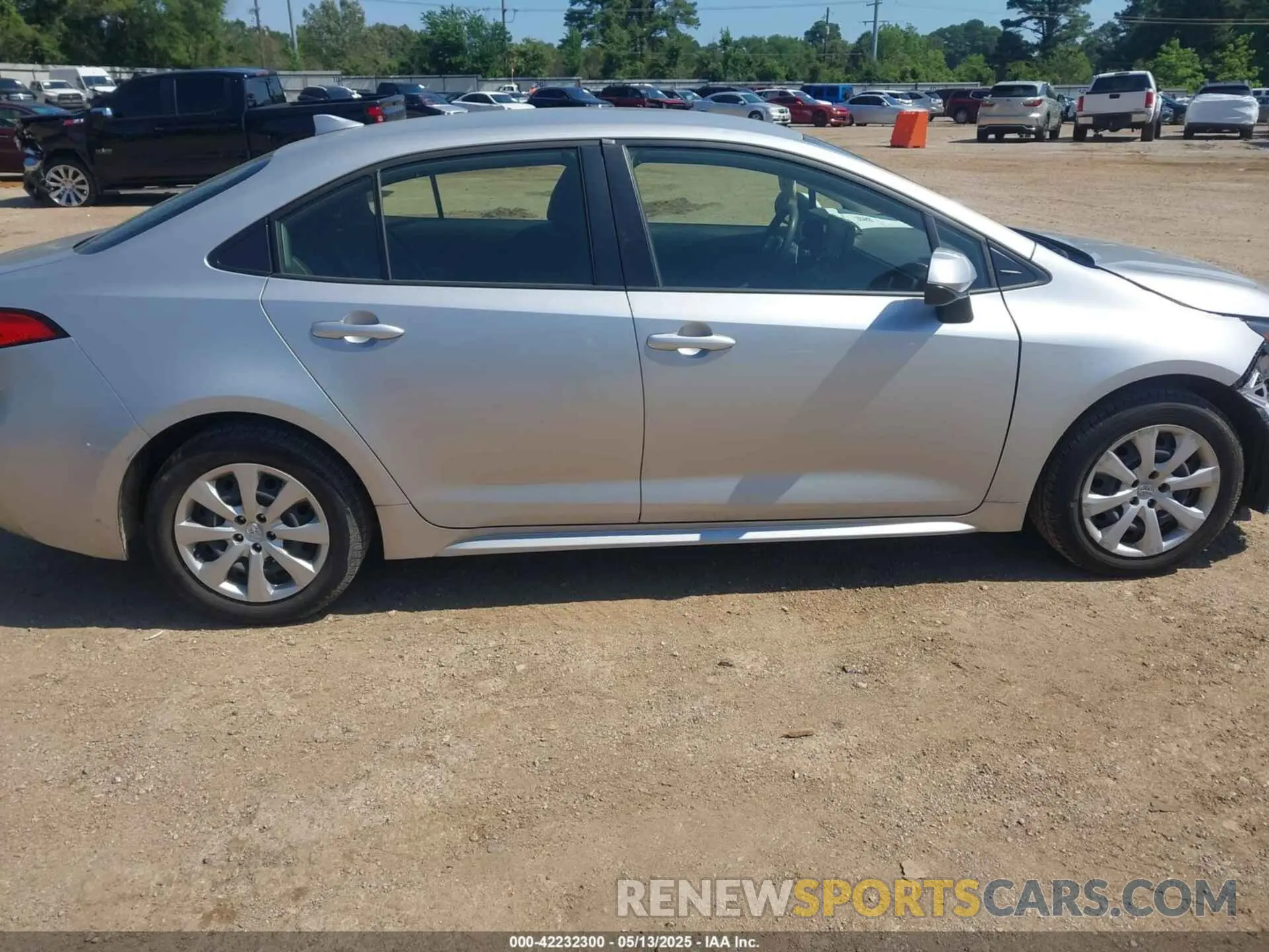 14 Photograph of a damaged car JTDEPMAE0N3010777 TOYOTA COROLLA 2022