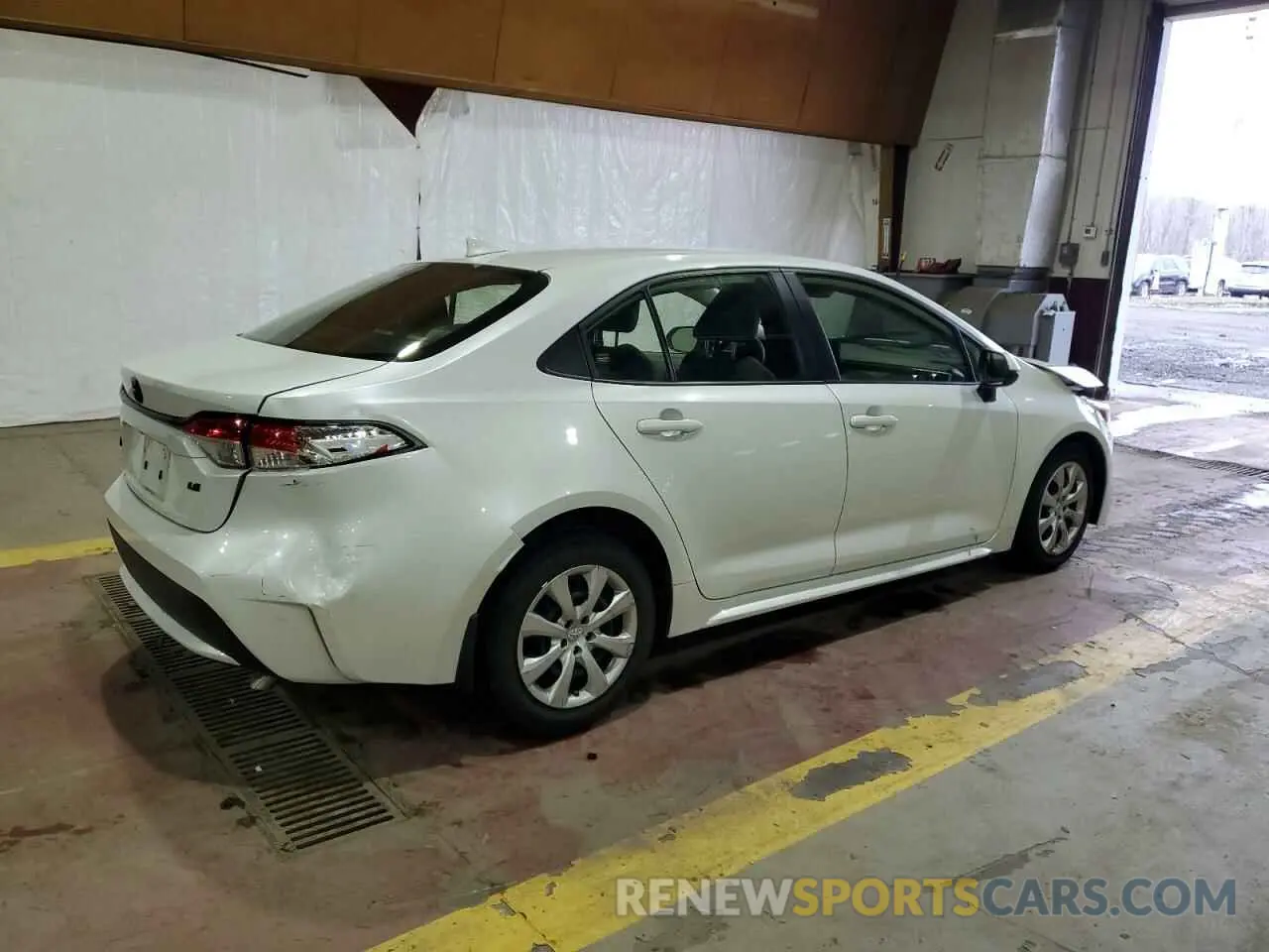 3 Photograph of a damaged car JTDEPMAE0N3027272 TOYOTA COROLLA 2022