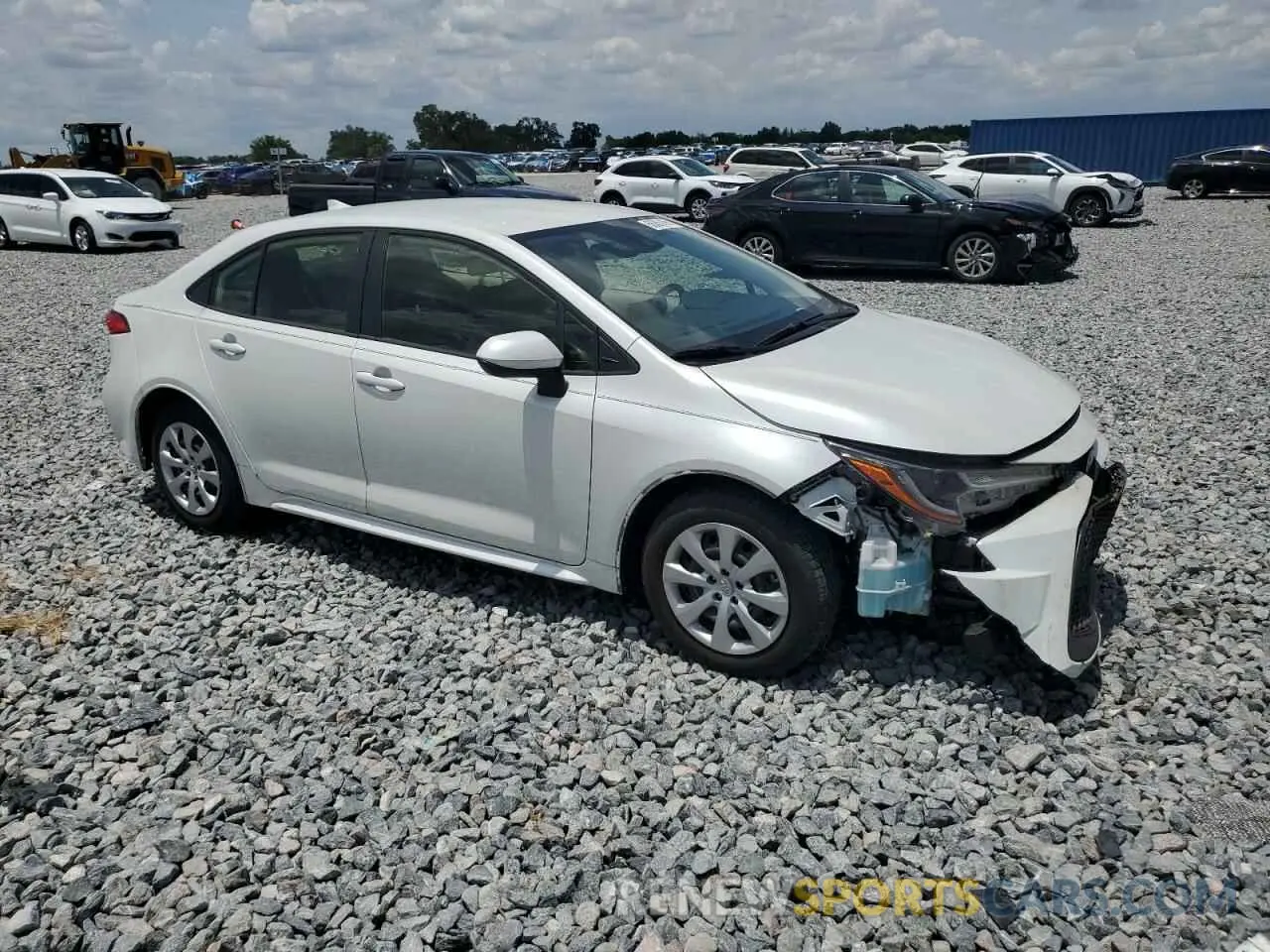 4 Photograph of a damaged car JTDEPMAE0NJ193626 TOYOTA COROLLA 2022