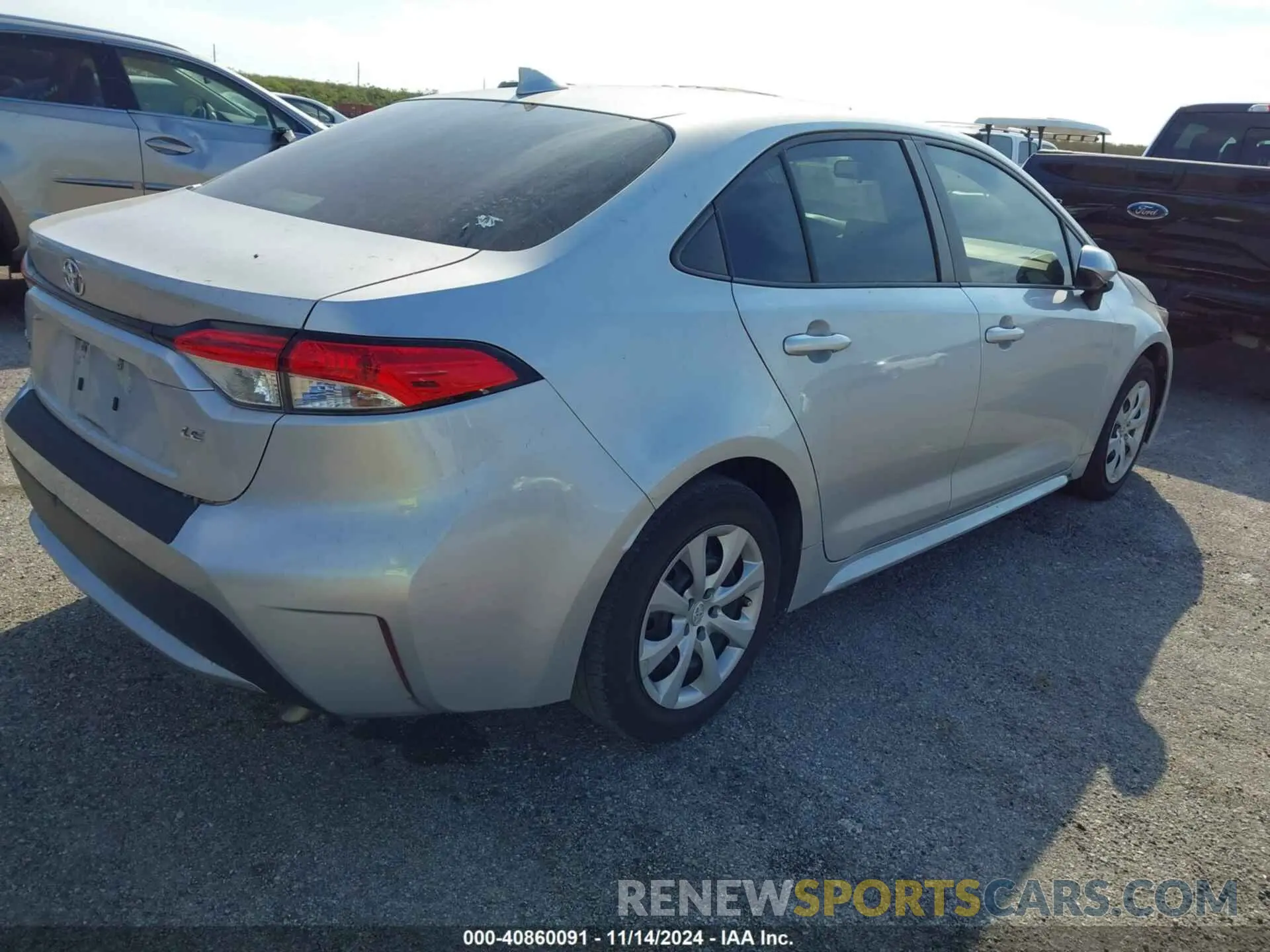 4 Photograph of a damaged car JTDEPMAE0NJ195098 TOYOTA COROLLA 2022