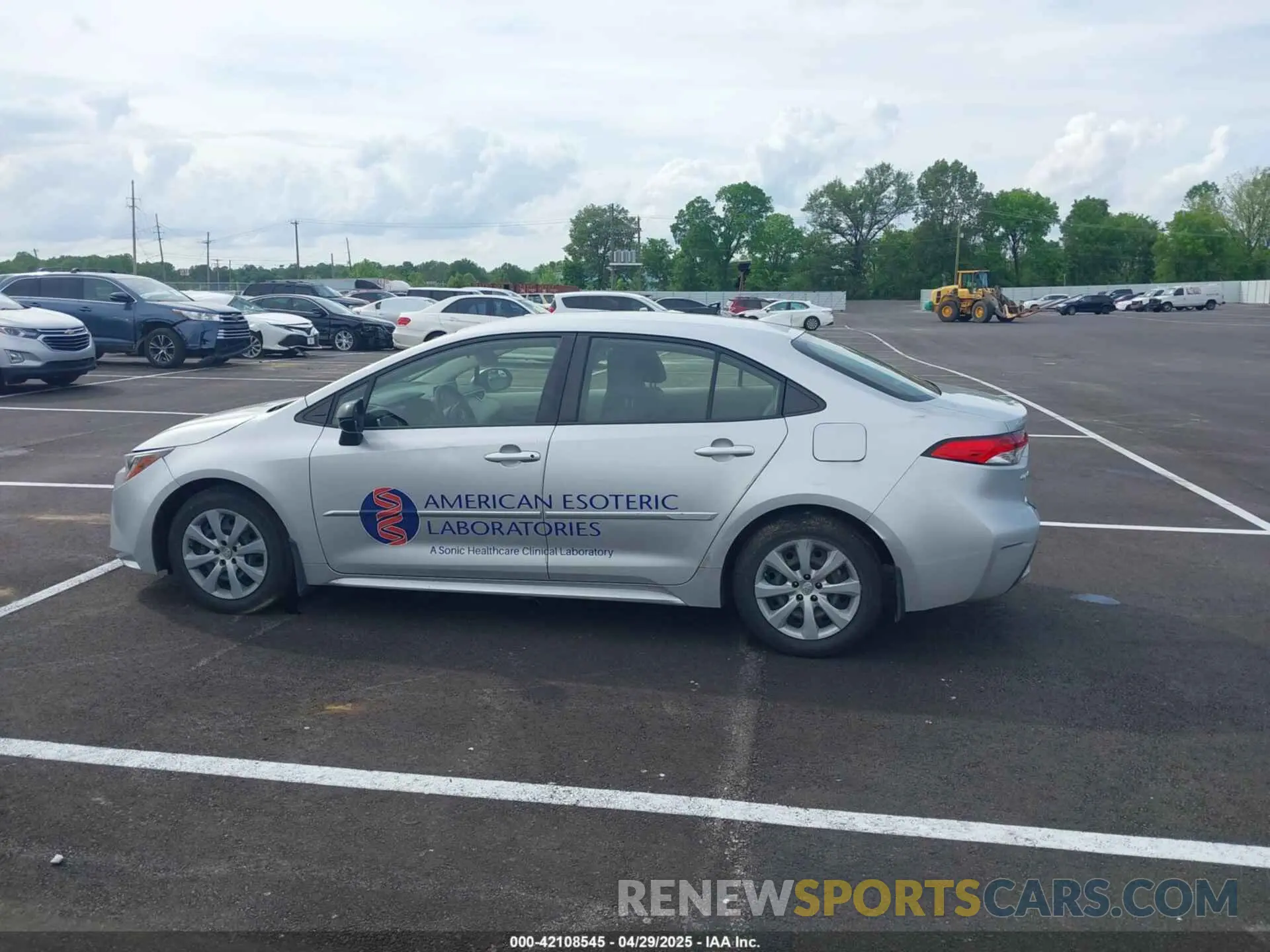14 Photograph of a damaged car JTDEPMAE0NJ202826 TOYOTA COROLLA 2022