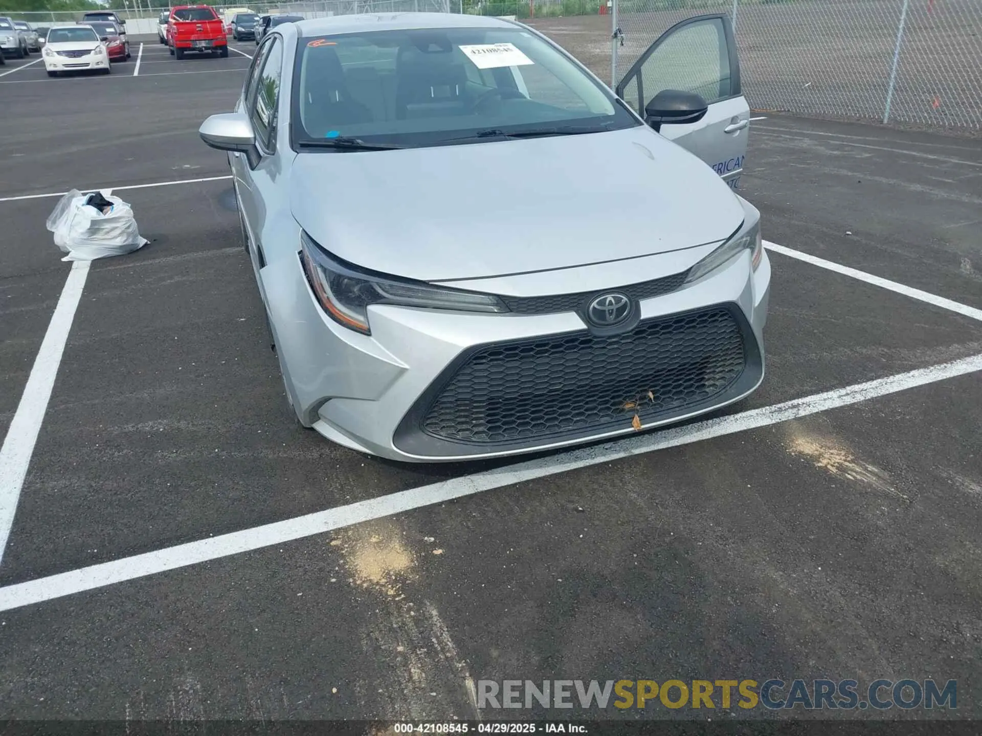 6 Photograph of a damaged car JTDEPMAE0NJ202826 TOYOTA COROLLA 2022