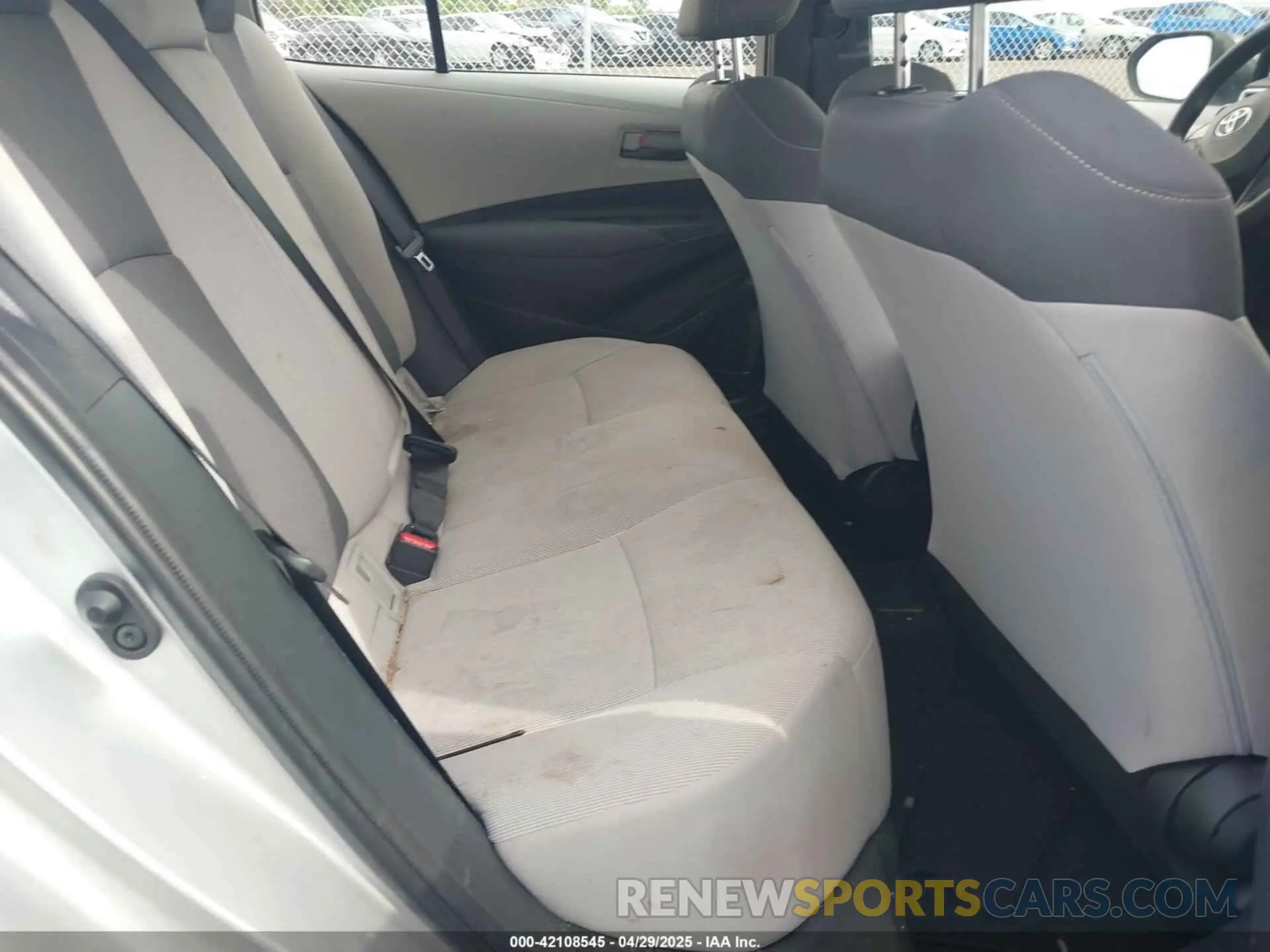 8 Photograph of a damaged car JTDEPMAE0NJ202826 TOYOTA COROLLA 2022