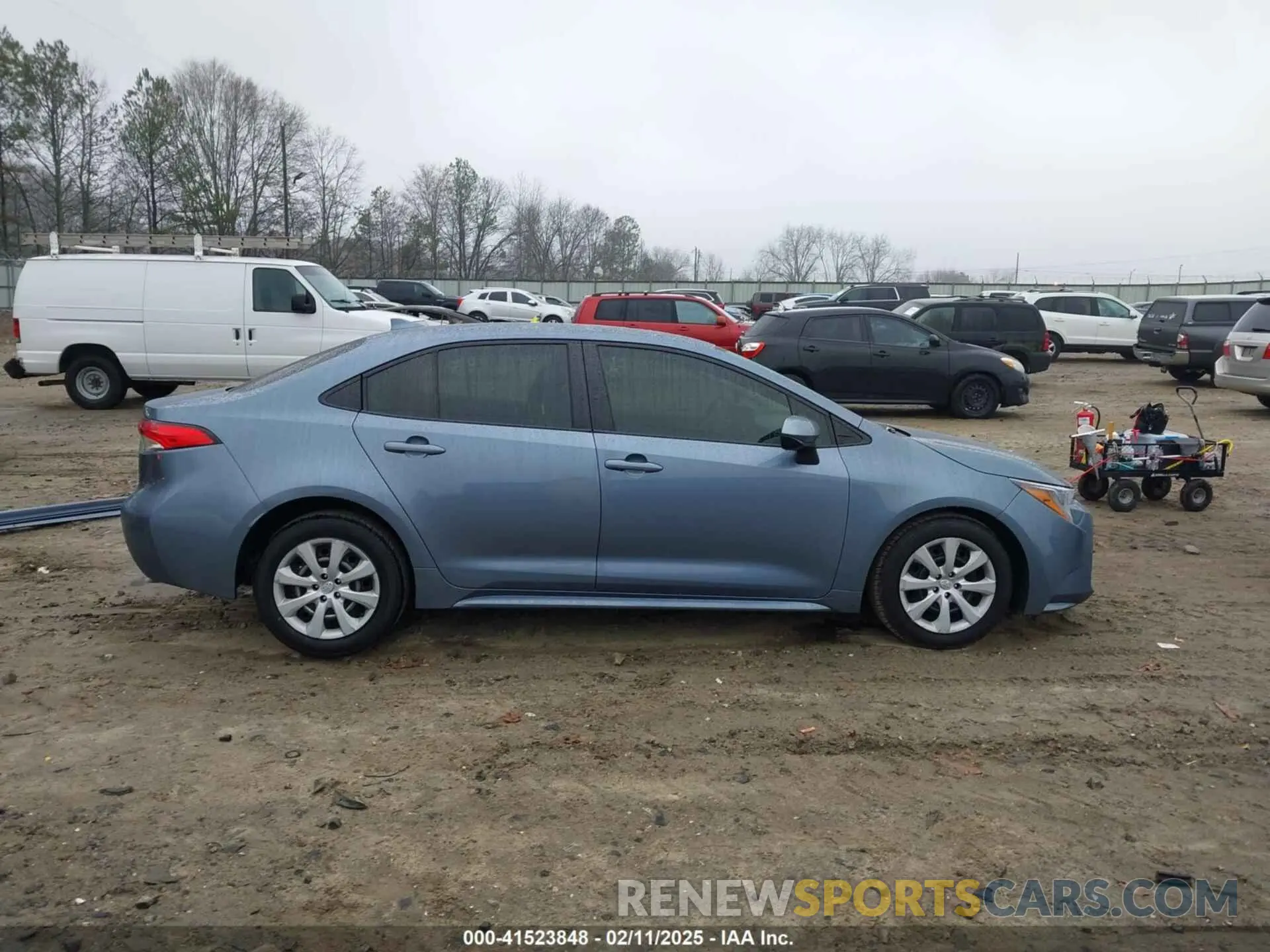 14 Photograph of a damaged car JTDEPMAE1N3019021 TOYOTA COROLLA 2022